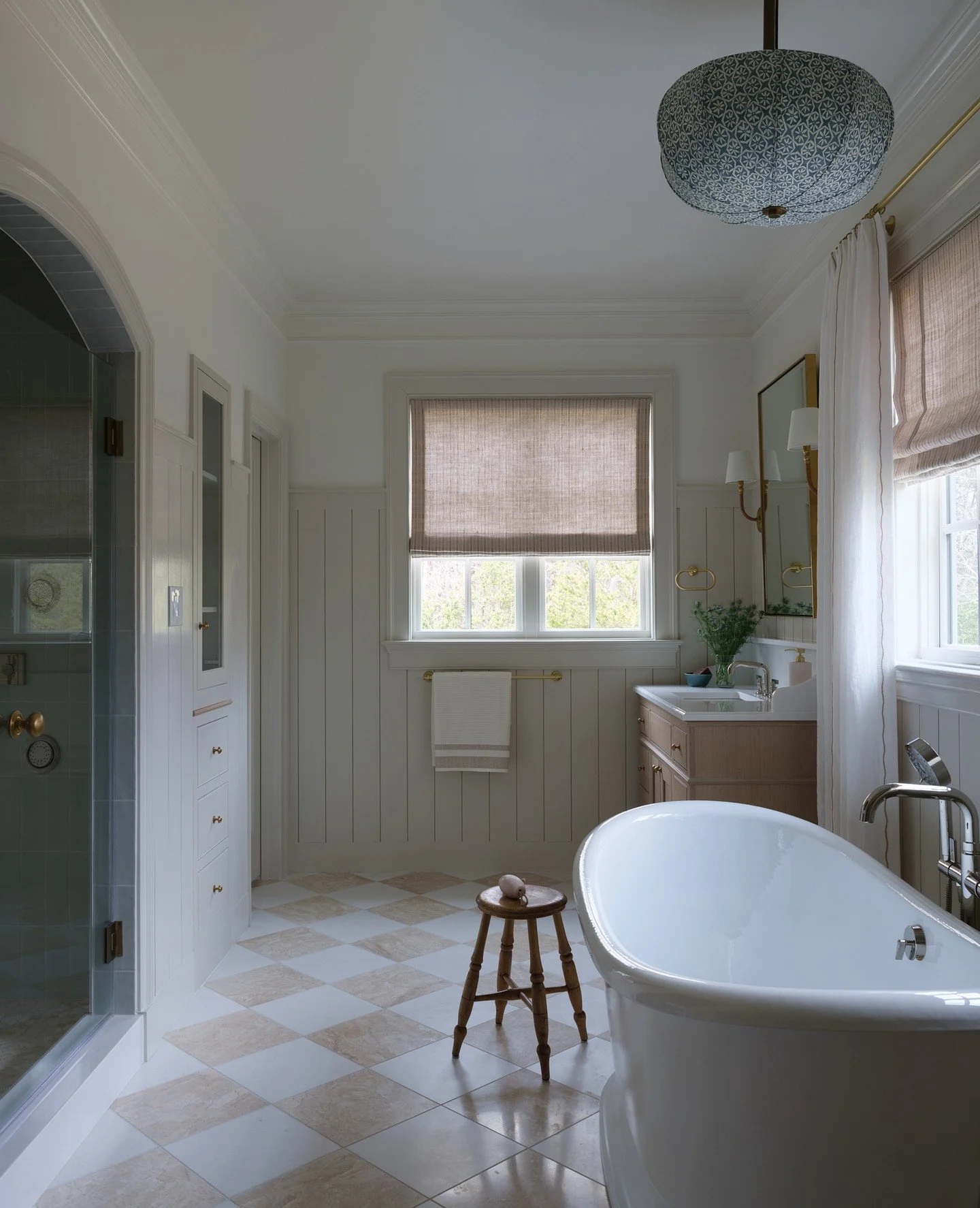 Hola, Hello, Ciao?!?! Can anybody hear us? We have new projects to share and it seems the #instagram abyss is keeping them all for itself. Well if these pics make their way to you, sharing a joyous new project outside the charming Virginia town of Cl