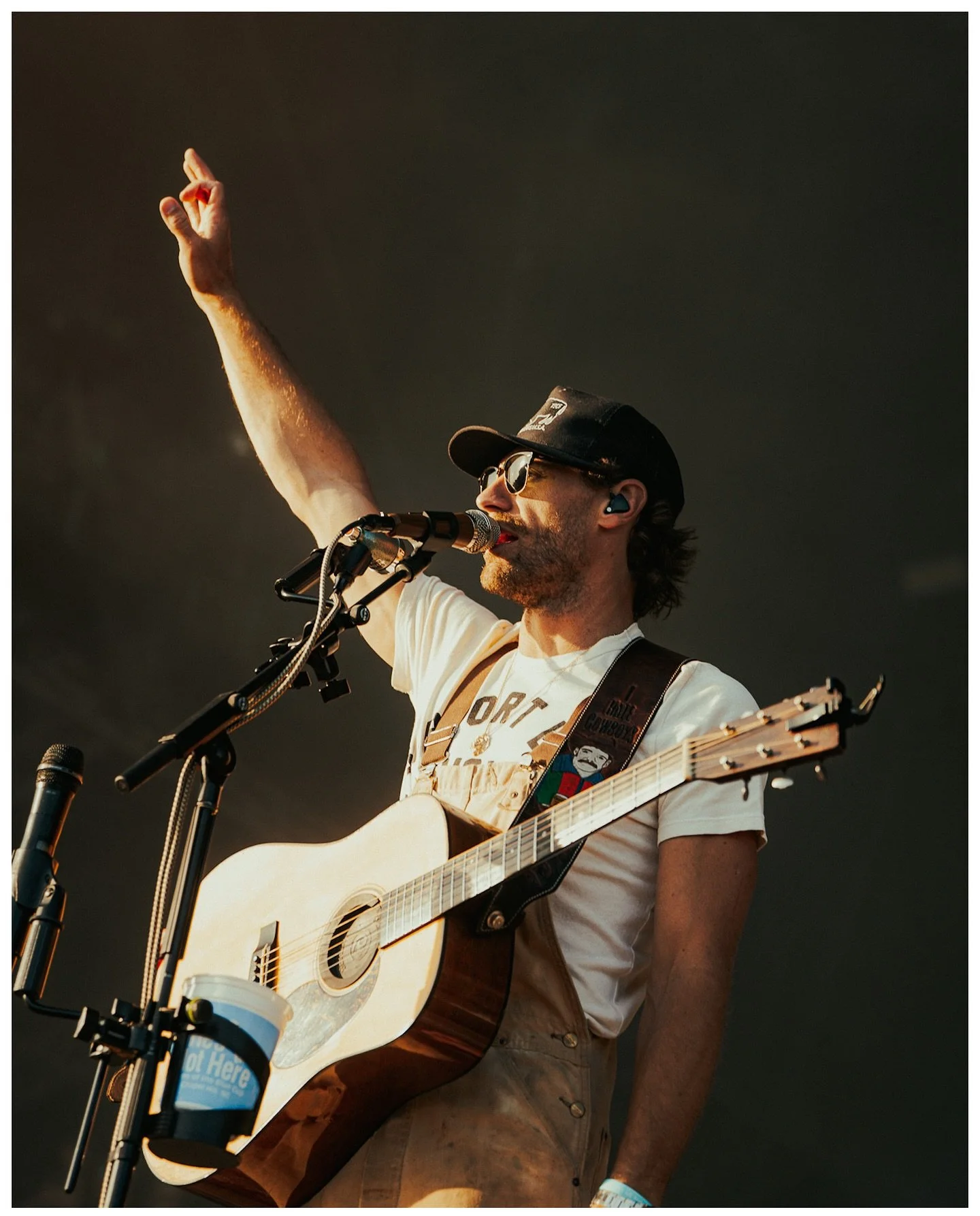 Havin fun on the road with @chaserice 🤠

#country #countrymusic #nashville #musictouring #touring #video #videography #videographer #film #cinema #photo #photos #photographer #photography #stills #content #contentcreator #music