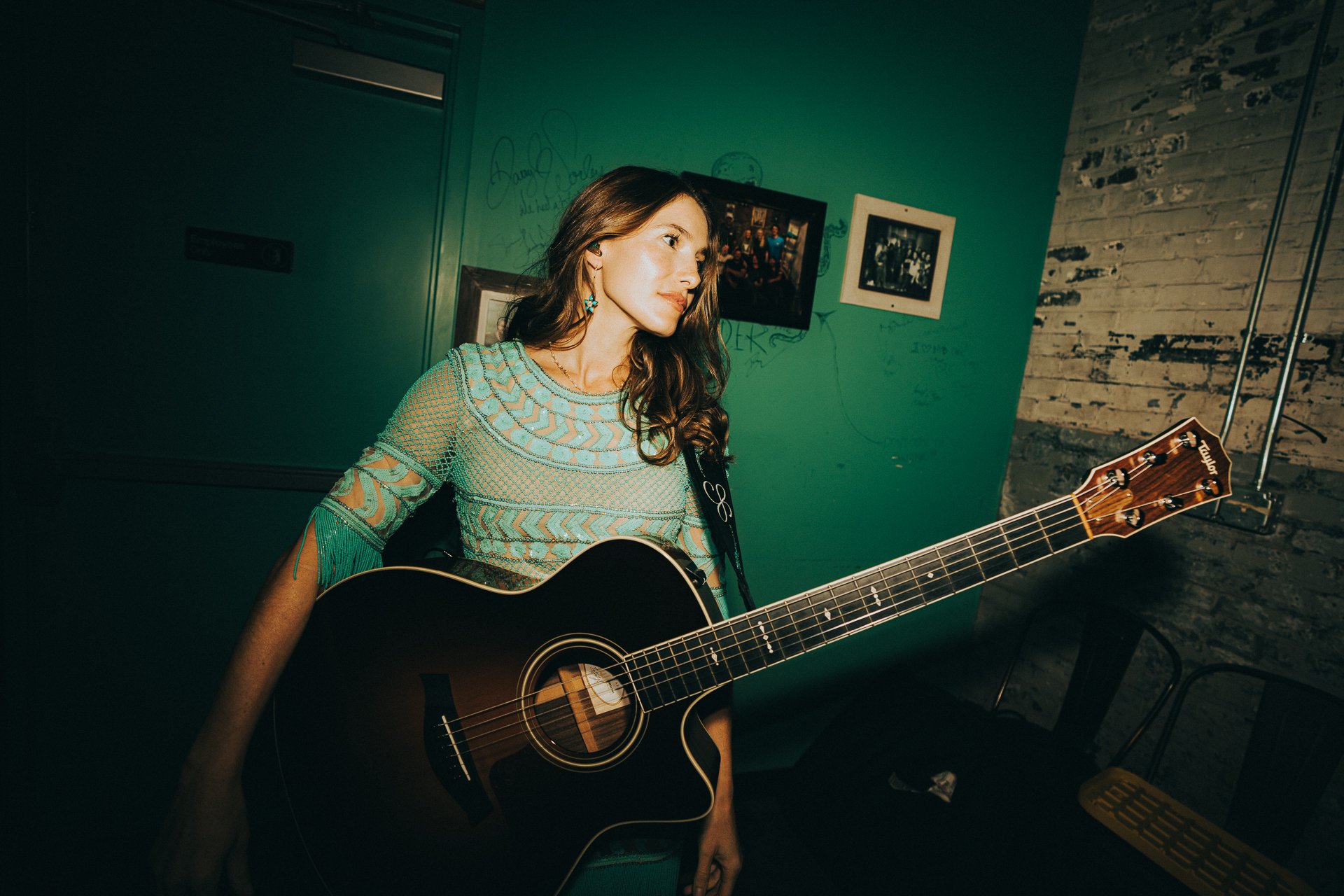 Music artist performance for social media