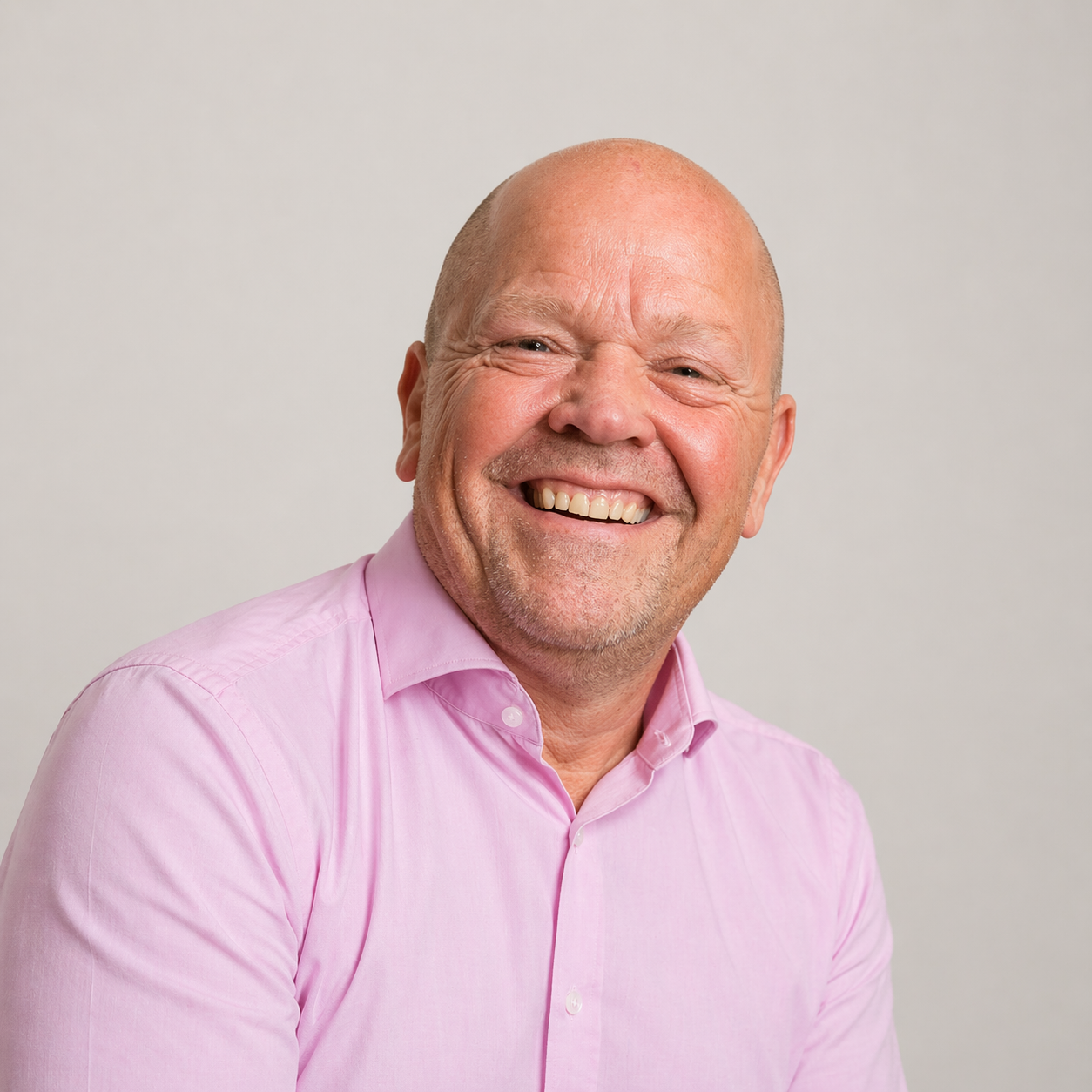 Portret van Milko Steenmeijer, interim operationeel directeur bij Archie, Nederlandse CRM