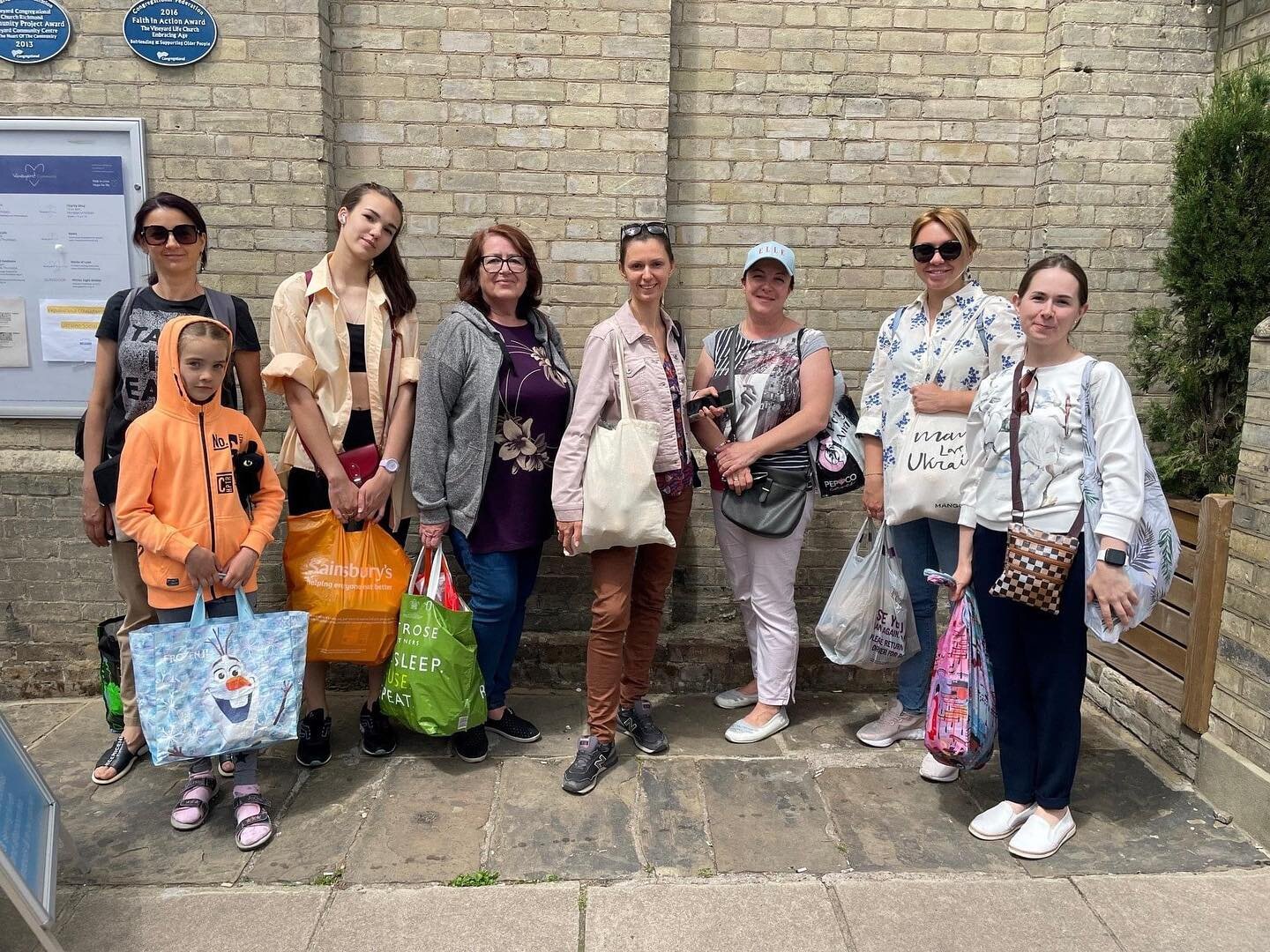 The Richmond Foodbank provides food parcels to those in food crisis across the borough. This year so far, with the help of the community, we have handed out more than 2,700 of these parcels to individuals and families in need!

If you are able to sup