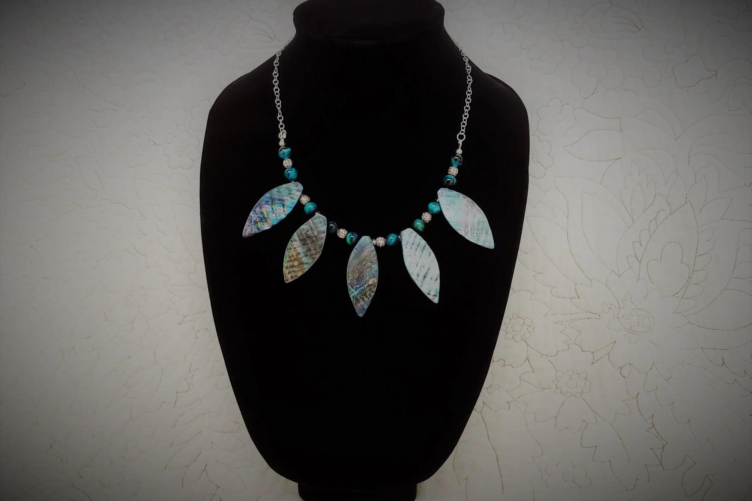 Leaf Shell Necklace Center.jpg
