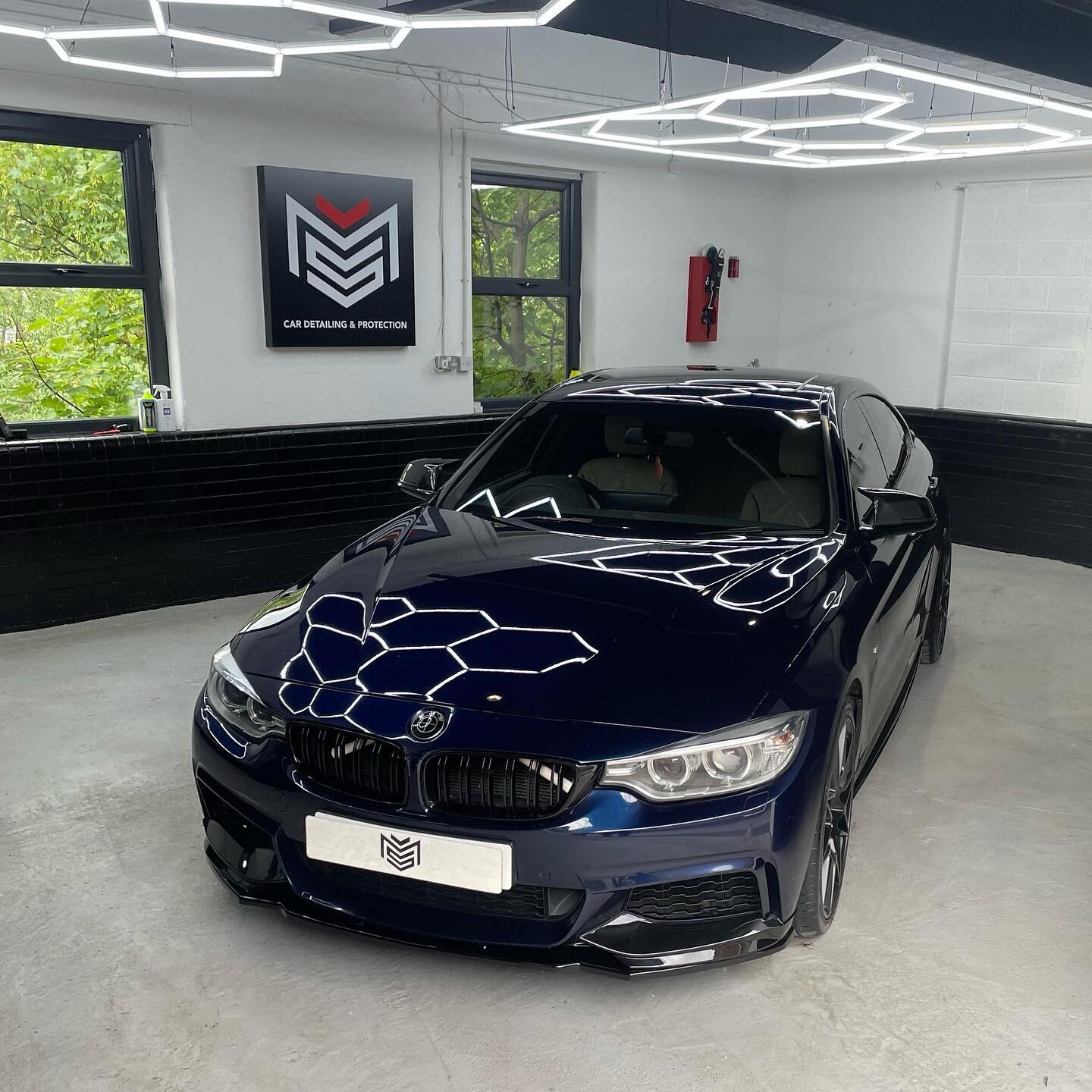 ✨MSDETAILINGUK✨
BMW 430D in for our correctional detail service. 
* Full decontamination 
* Swirl removal 
* Scratch removal 
* Restored paintwork 
* + More 
___________
➡️SWIPE➡️
__________________
Facebook- msdetailinguk
Snapchat- msdetailinguk 
__