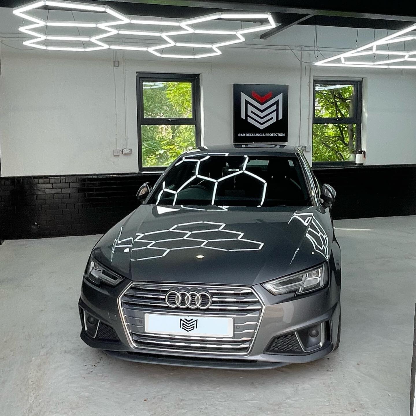 ✨MSDETAILINGUK✨
CAR DETAILING DONE RIGHT✅&ndash; you&rsquo;ll never look at another detailer again

Message now to get your car detailed by us!!! 
___________
➡️SWIPE➡️
__________________
Facebook- msdetailinguk
Snapchat- msdetailinguk 
_____________