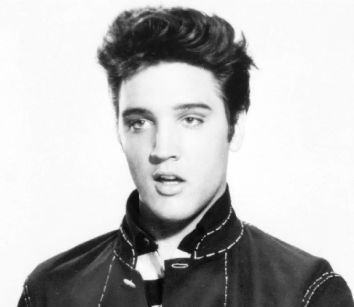  Photo of Elvis Presley, published by the Smithsonian Magazine, 1/10/2014 