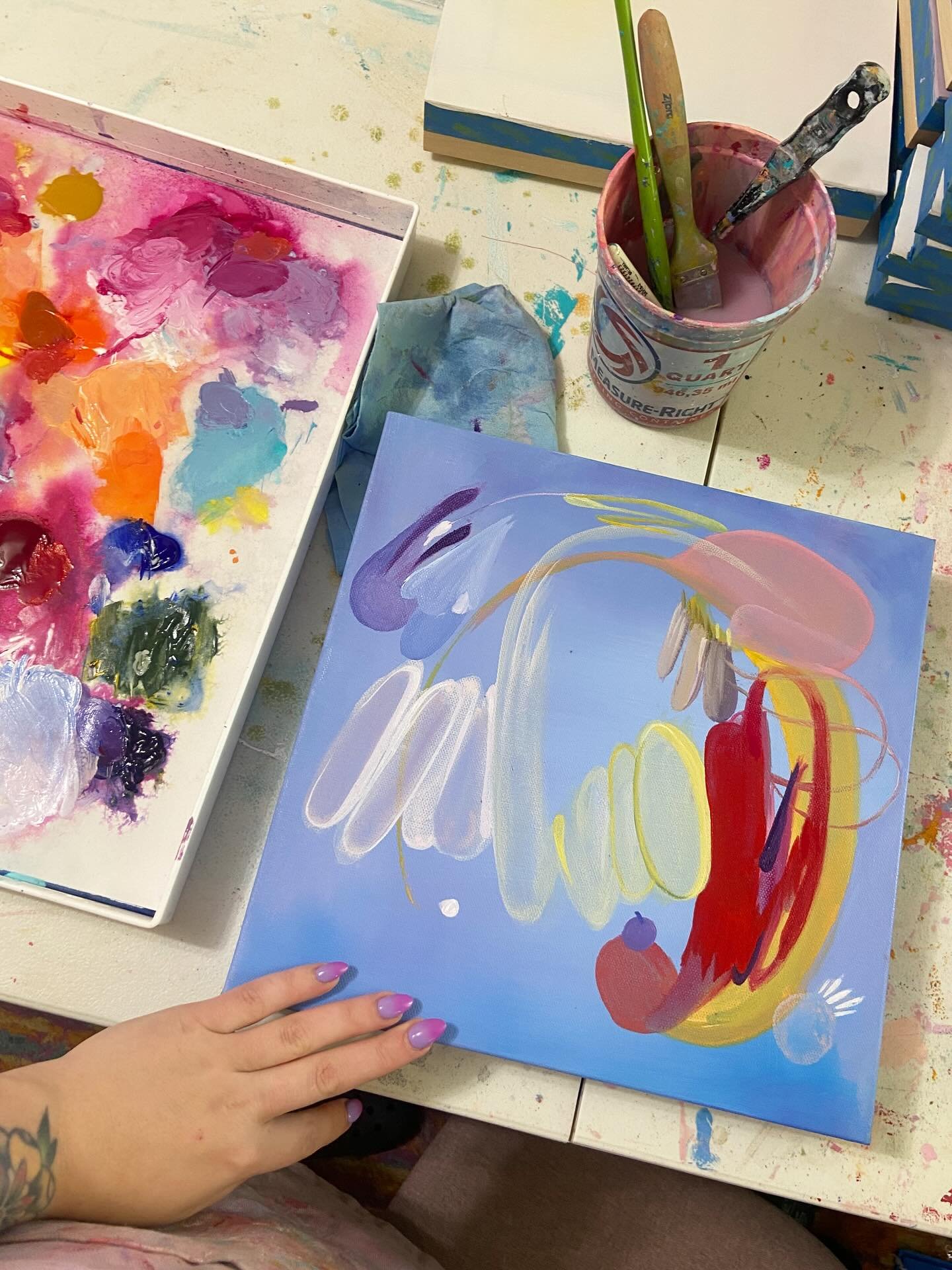 it’s a beautiful day in the studio ☁️ doing a little painting after updating my website this morning! 
I added a commission request page to my website! This makes it easy for you to see my commission process and I even included a form to fill