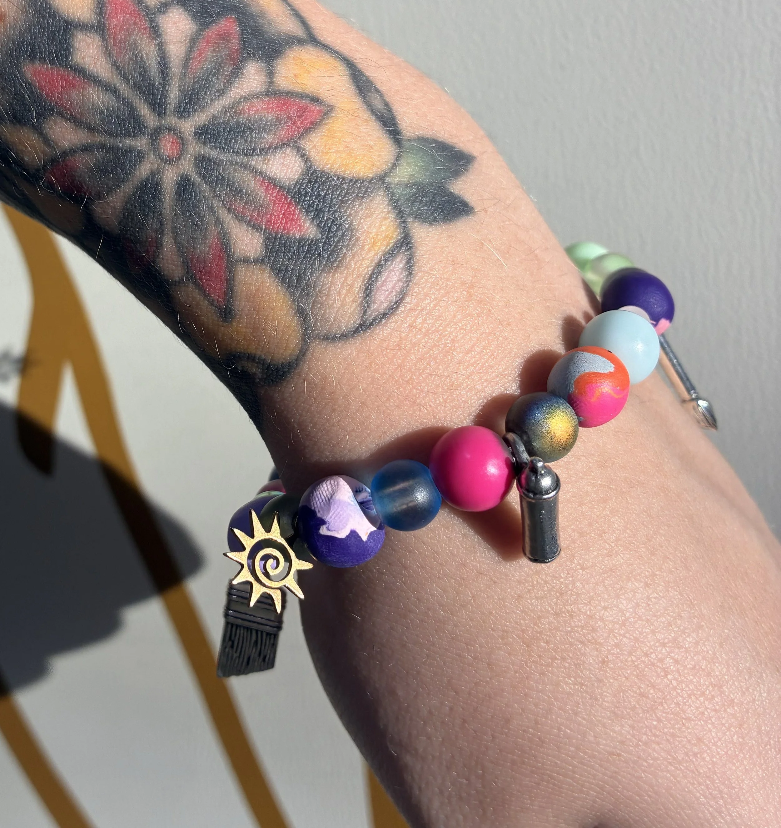 Art Girl Charm Bracelets 🎨