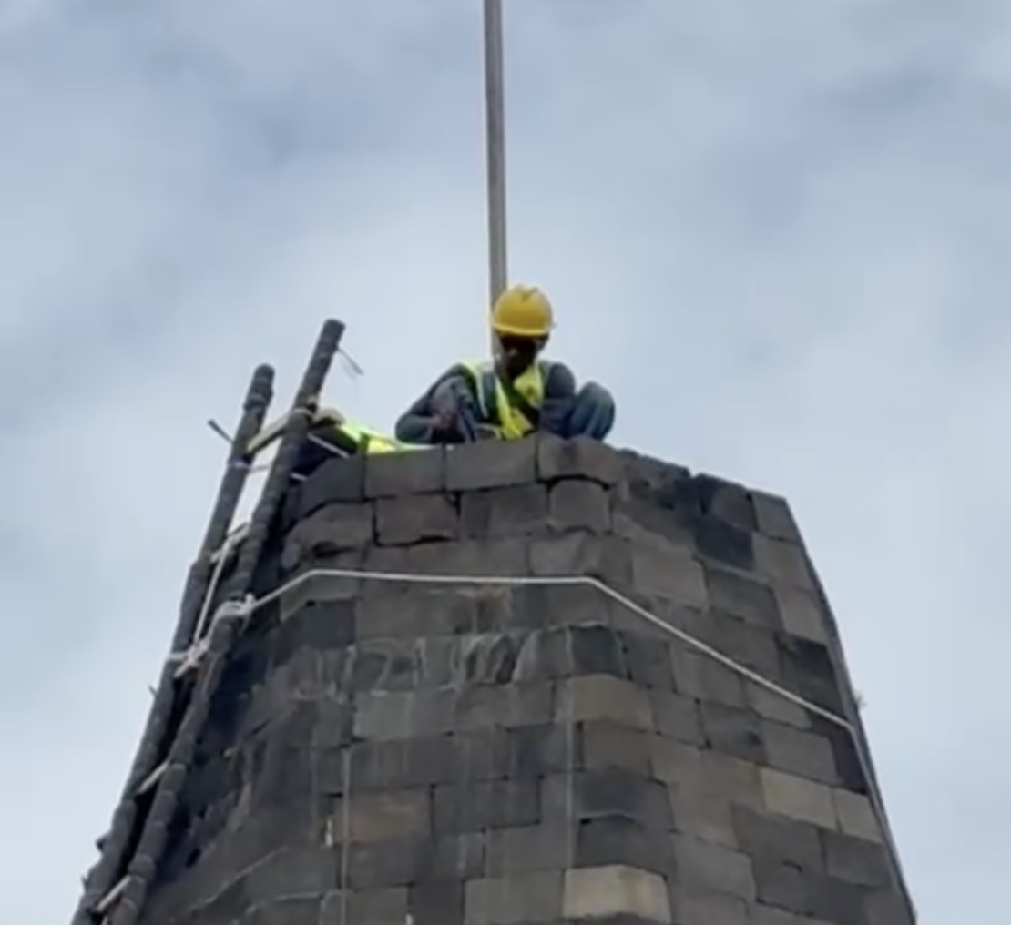 The Crown of Controversy: Borobudur’s New Chattra Installation
