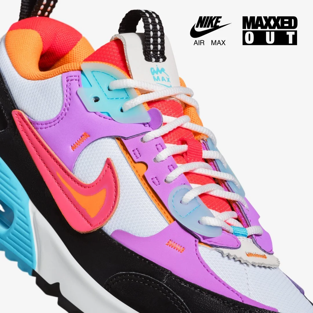 NIKE AIR MAX