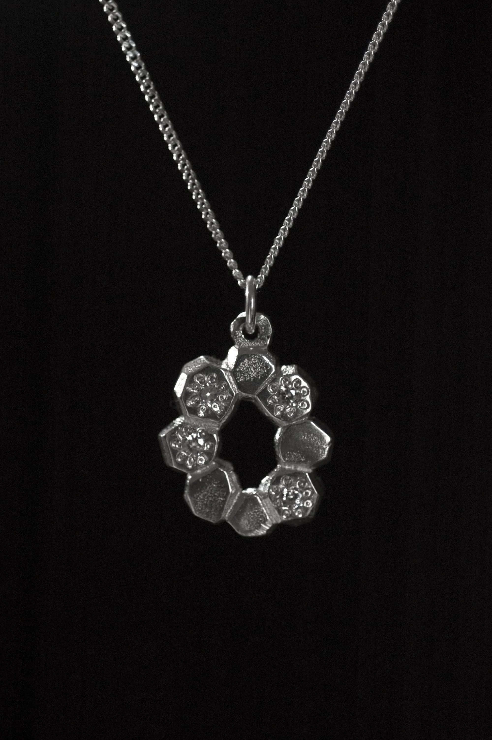 meddaisychainnecklaceSilver.jpg