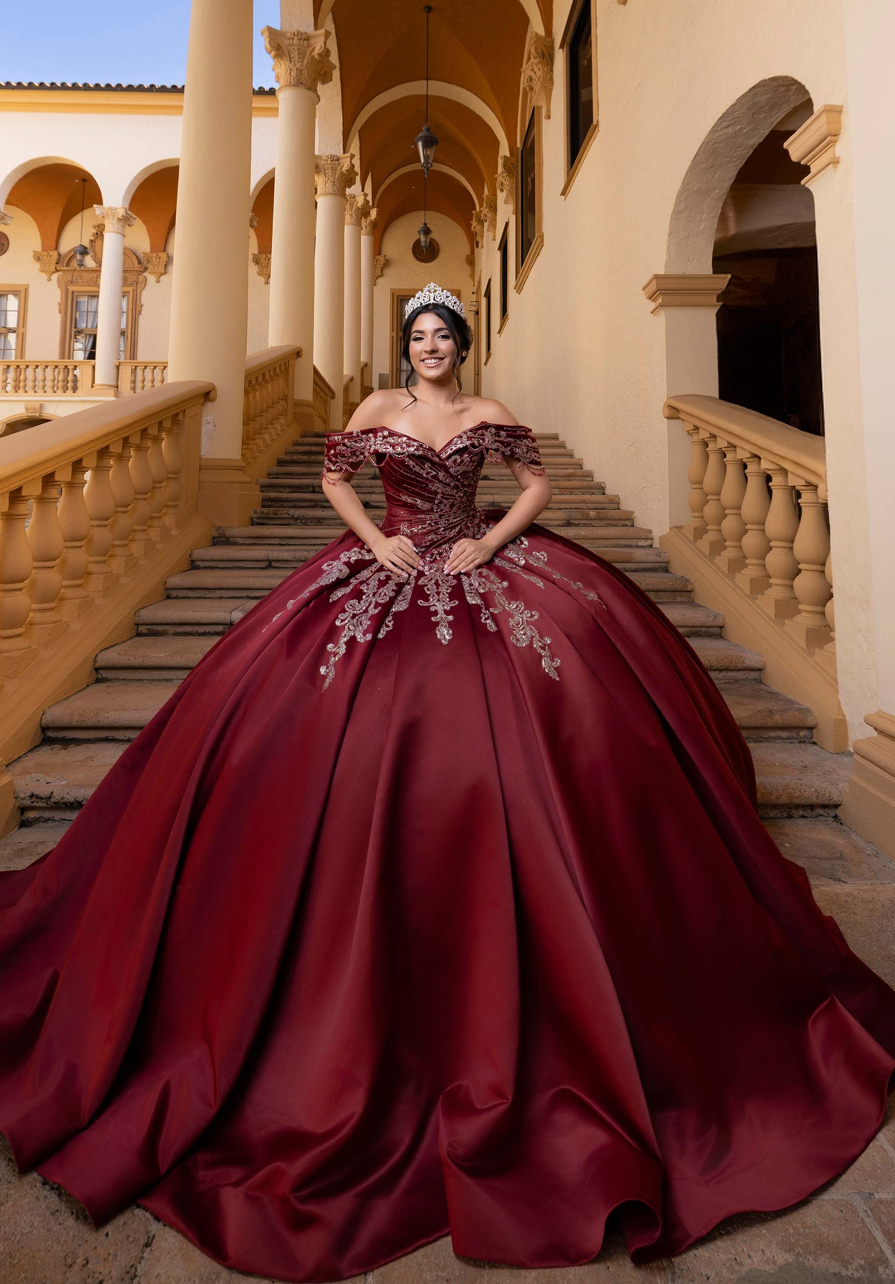 4080011 Quinceañera