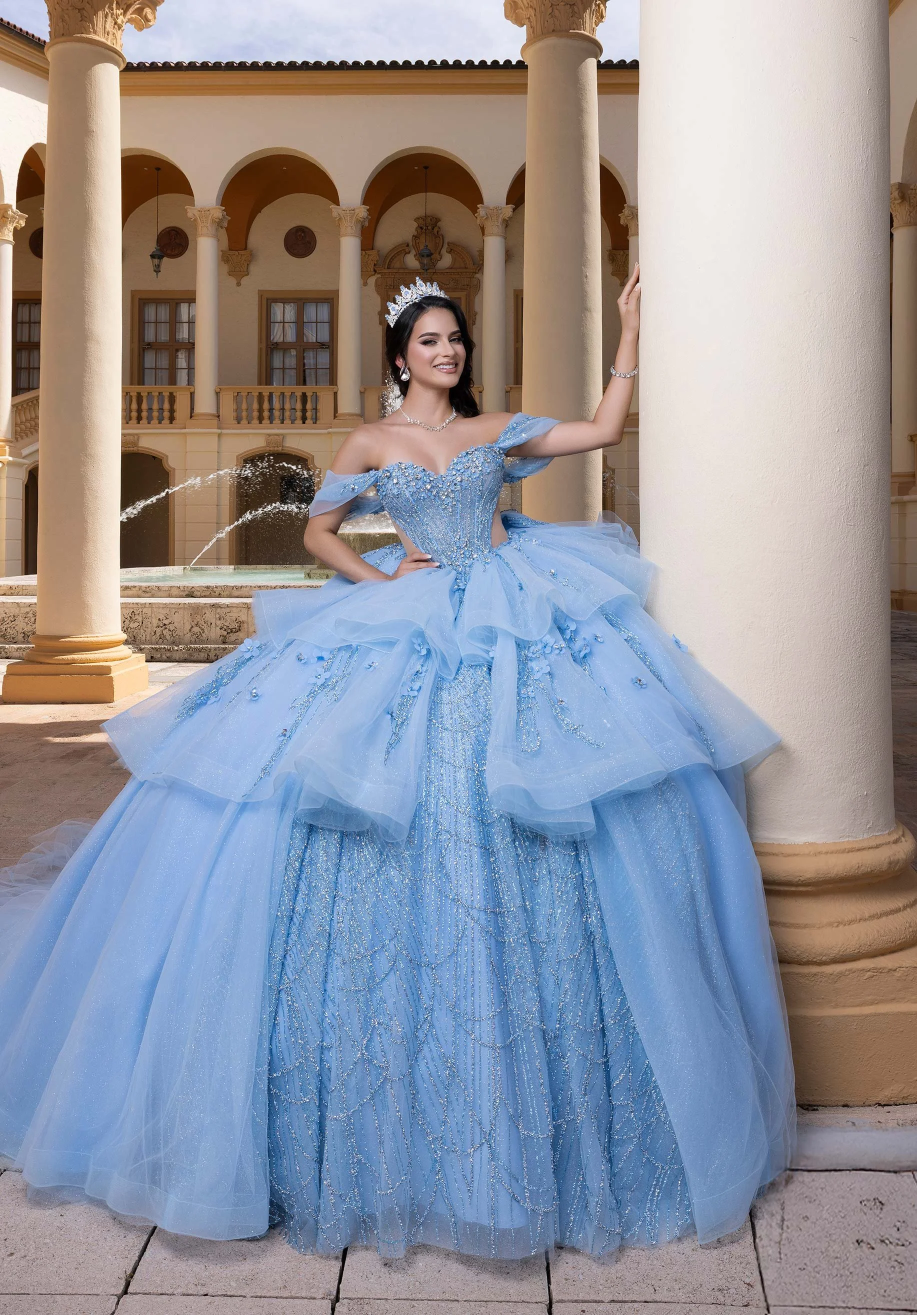 4080010 Quinceañera