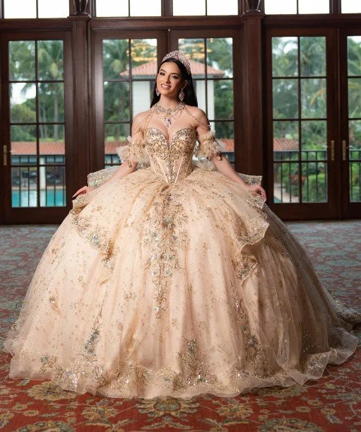 4080002 Champagne .jpg