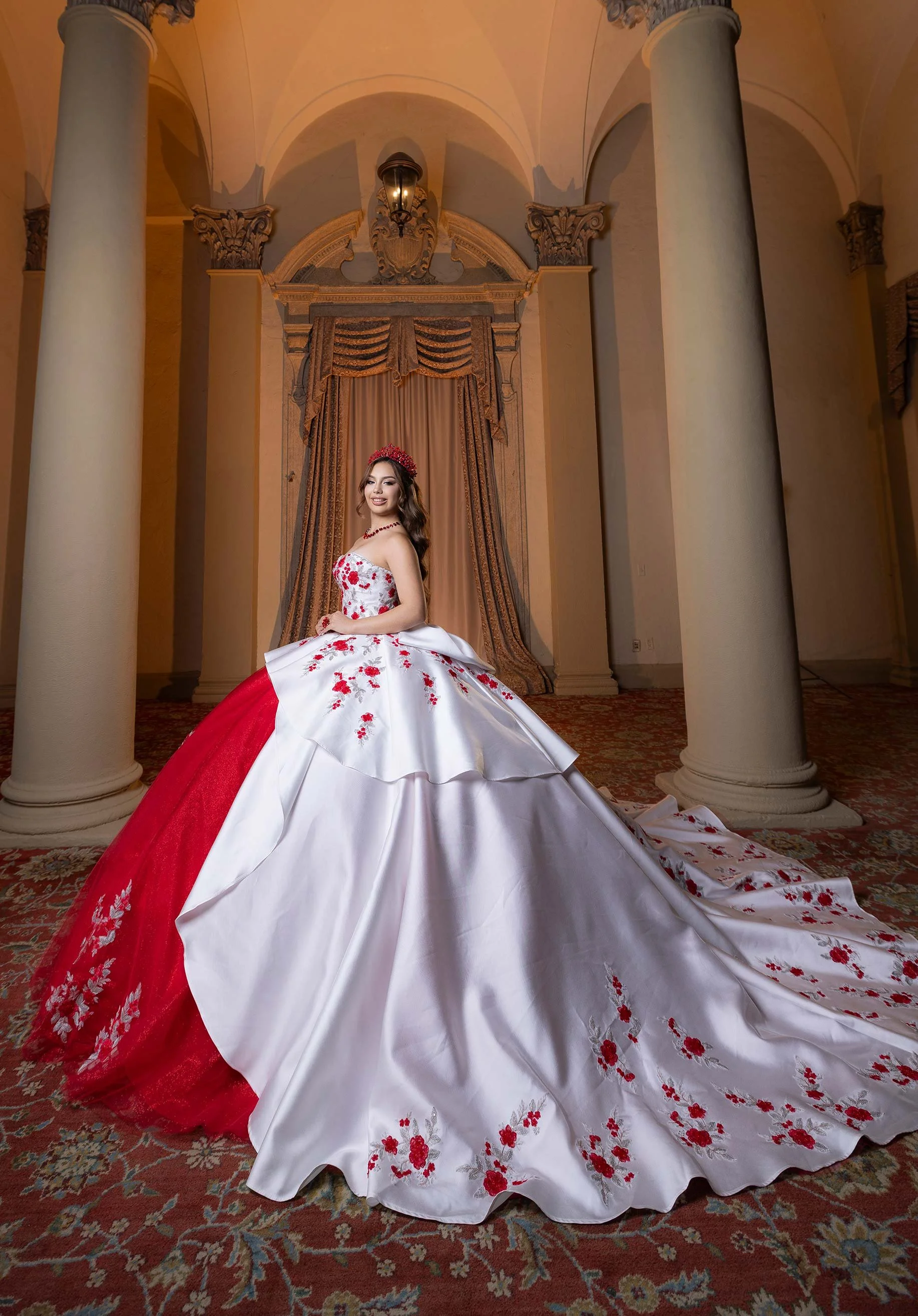 4080016_ Red gallery_img_6.jpg