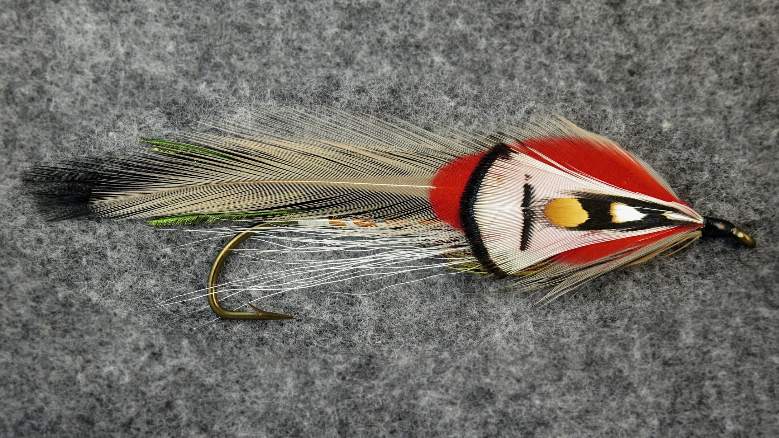 Unnamed Streamer CR-03, streamer pattern by Carrie G. Stevens, dressed by Peter Simonson