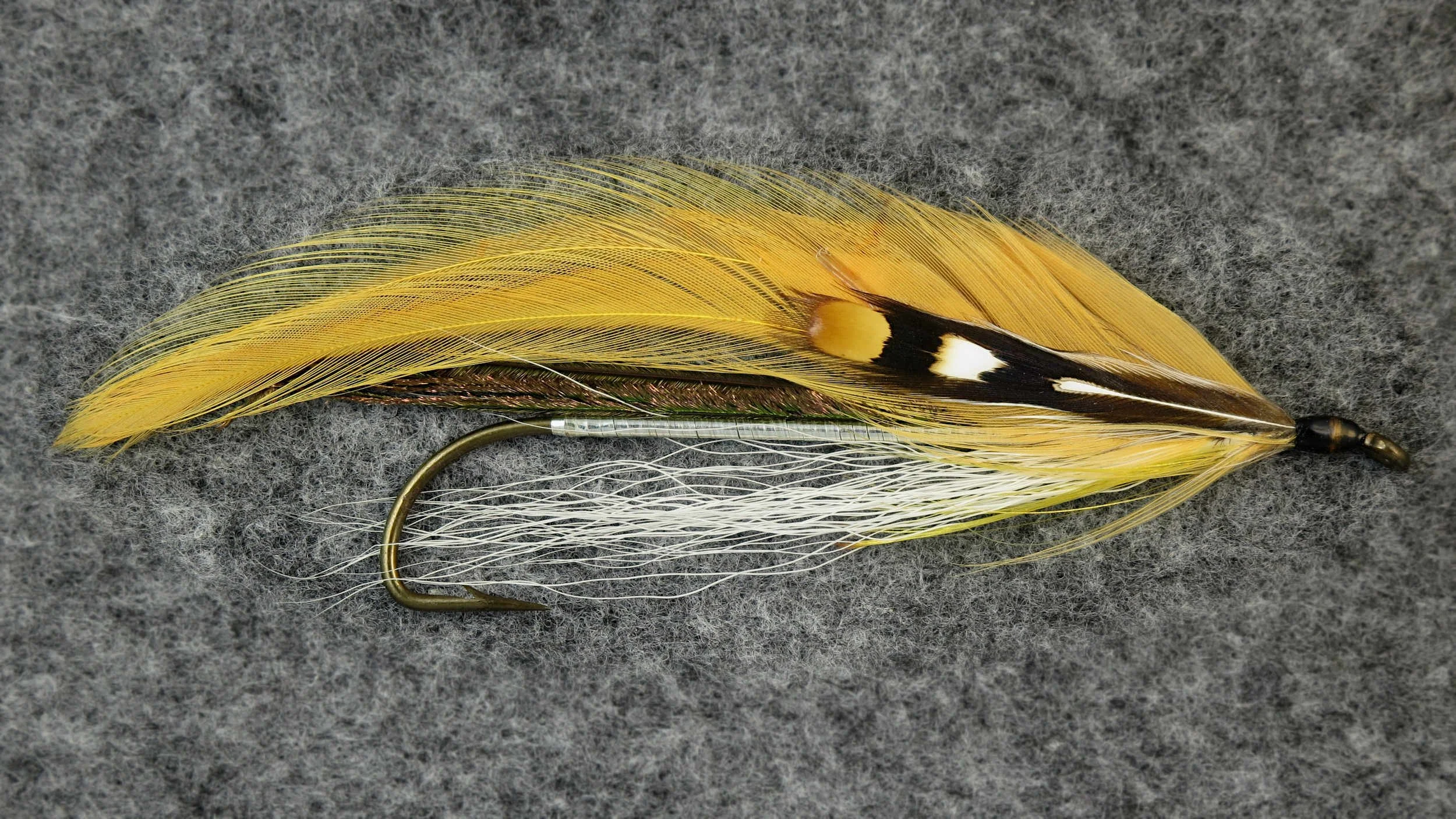 Unnamed Streamer CR-01, streamer pattern by Carrie G. Stevens, dressed by Peter Simonson