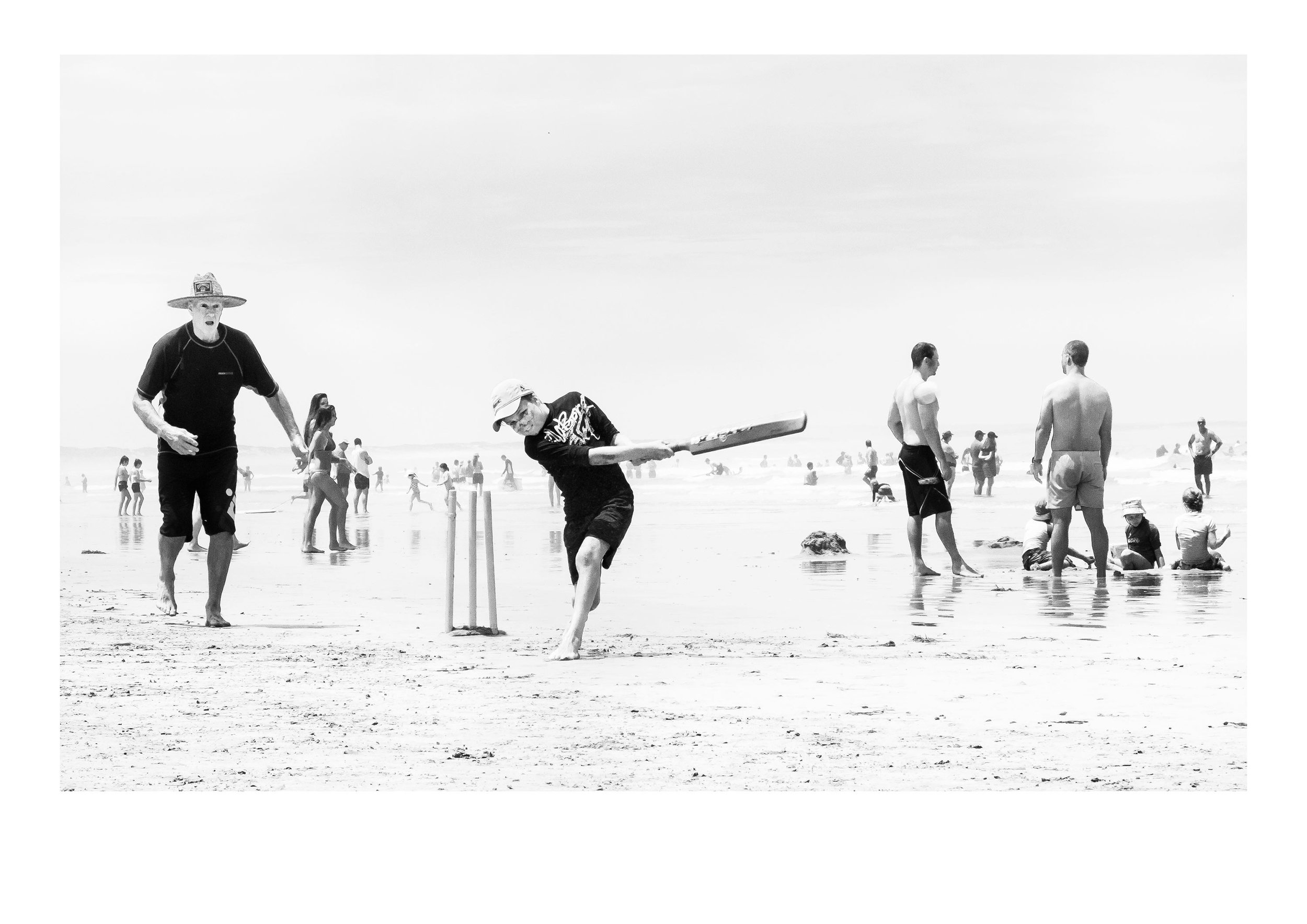 Gary_Richardson_Beach_Cricket.jpg
