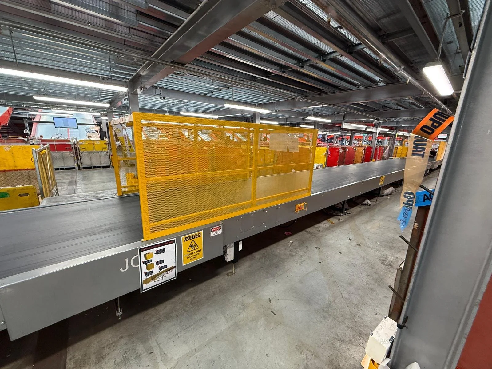Safety Barriers on conveyor.jpg