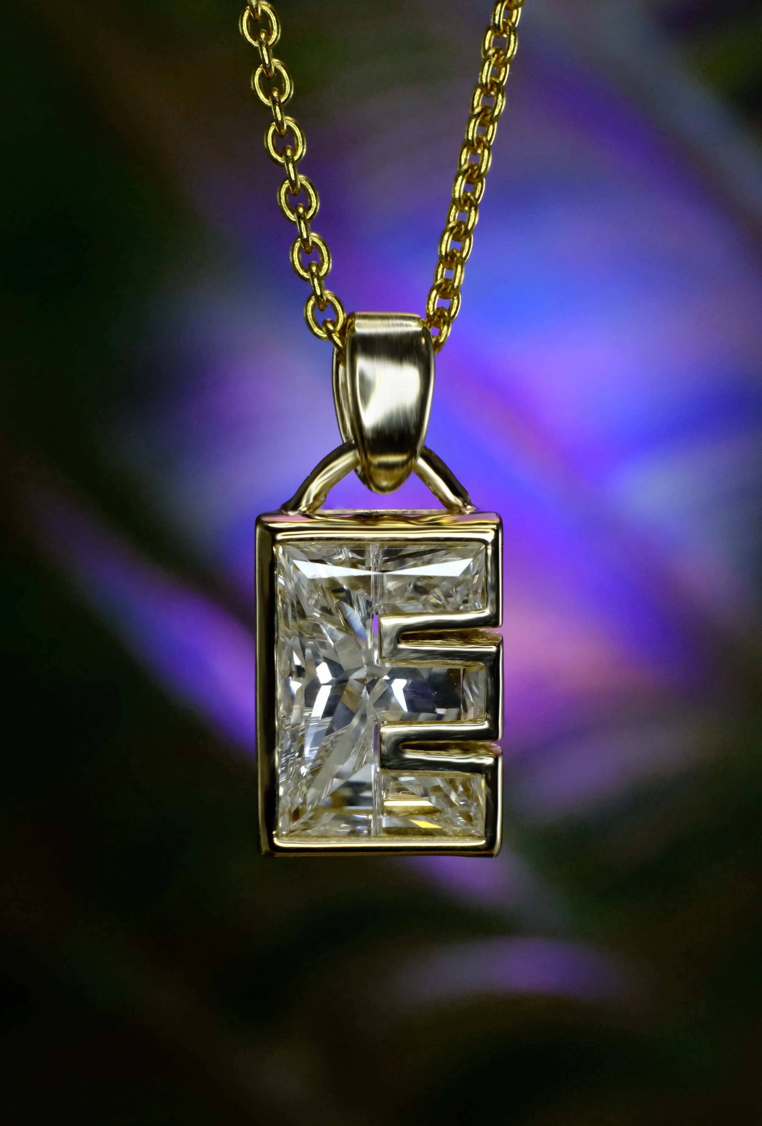 Letter 'E' Pendant.JPG