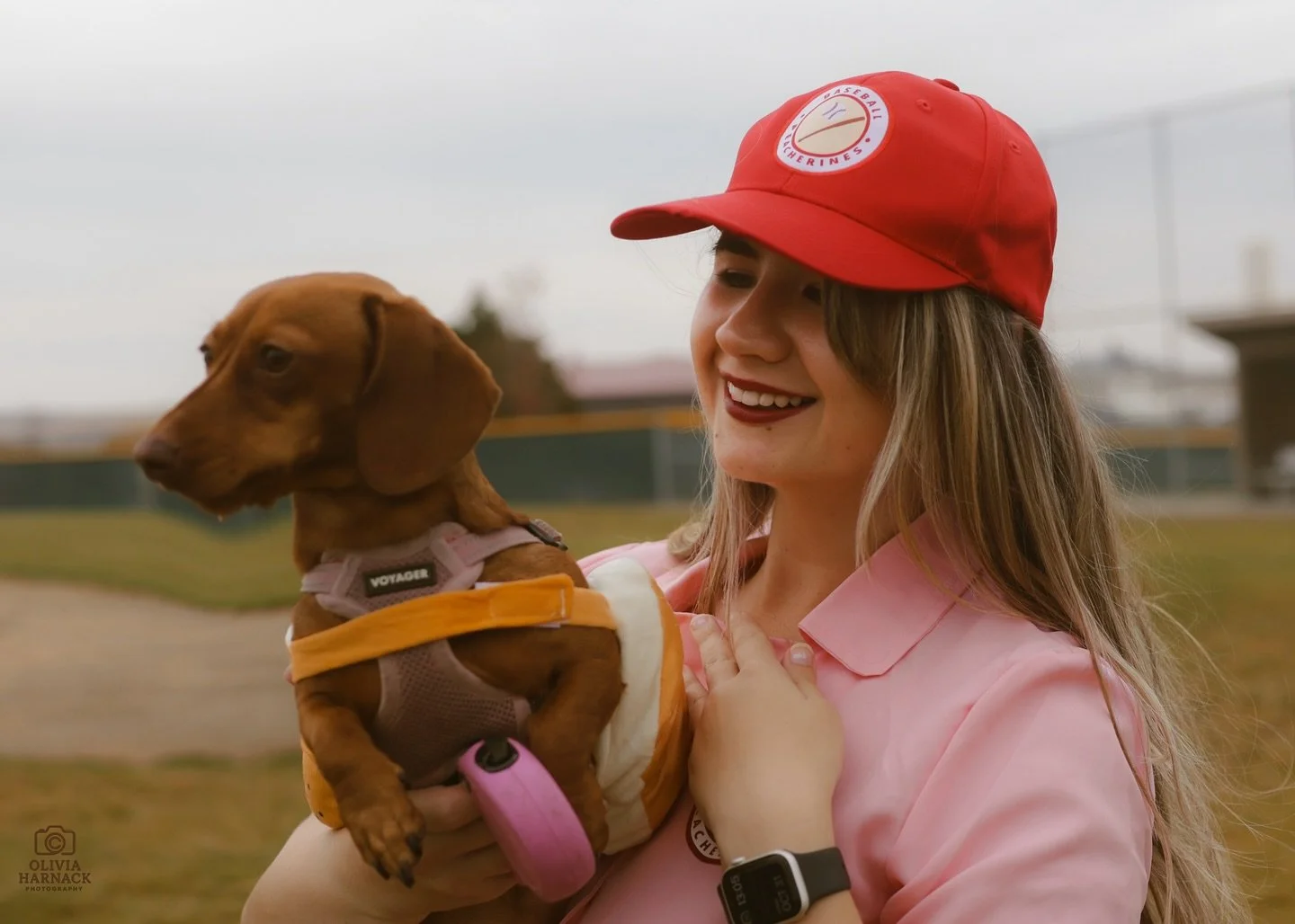 Game day lineup: one peach, one hot dog doing Halloween right 🎃 

P.S. there's no crying in baseball (A League of Their Own - 1992)