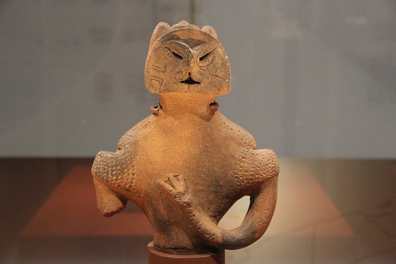 A dogu figurine in Tokyo's National Museum, ca 3,000 BCE (photo: Gary Todd, Flickr) 