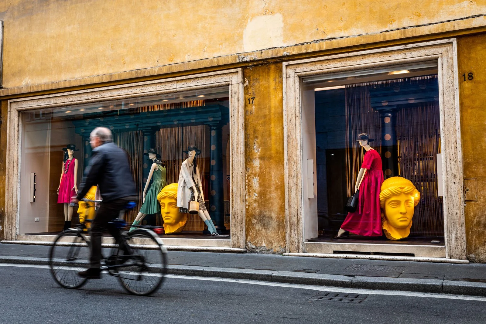 Via Condotti, Rome