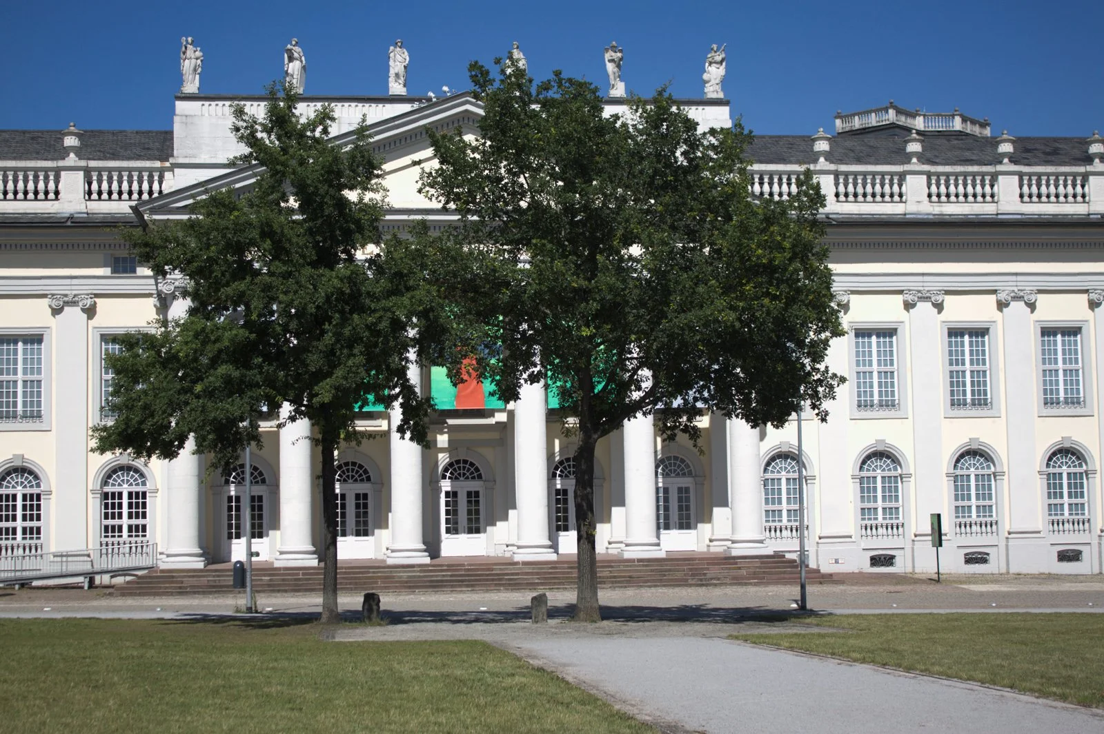 Beuys' 7000 Oaks outside Kassel's Fridericanium Museum (Photo by Kai Osterreich CC BY-SA 2.0)