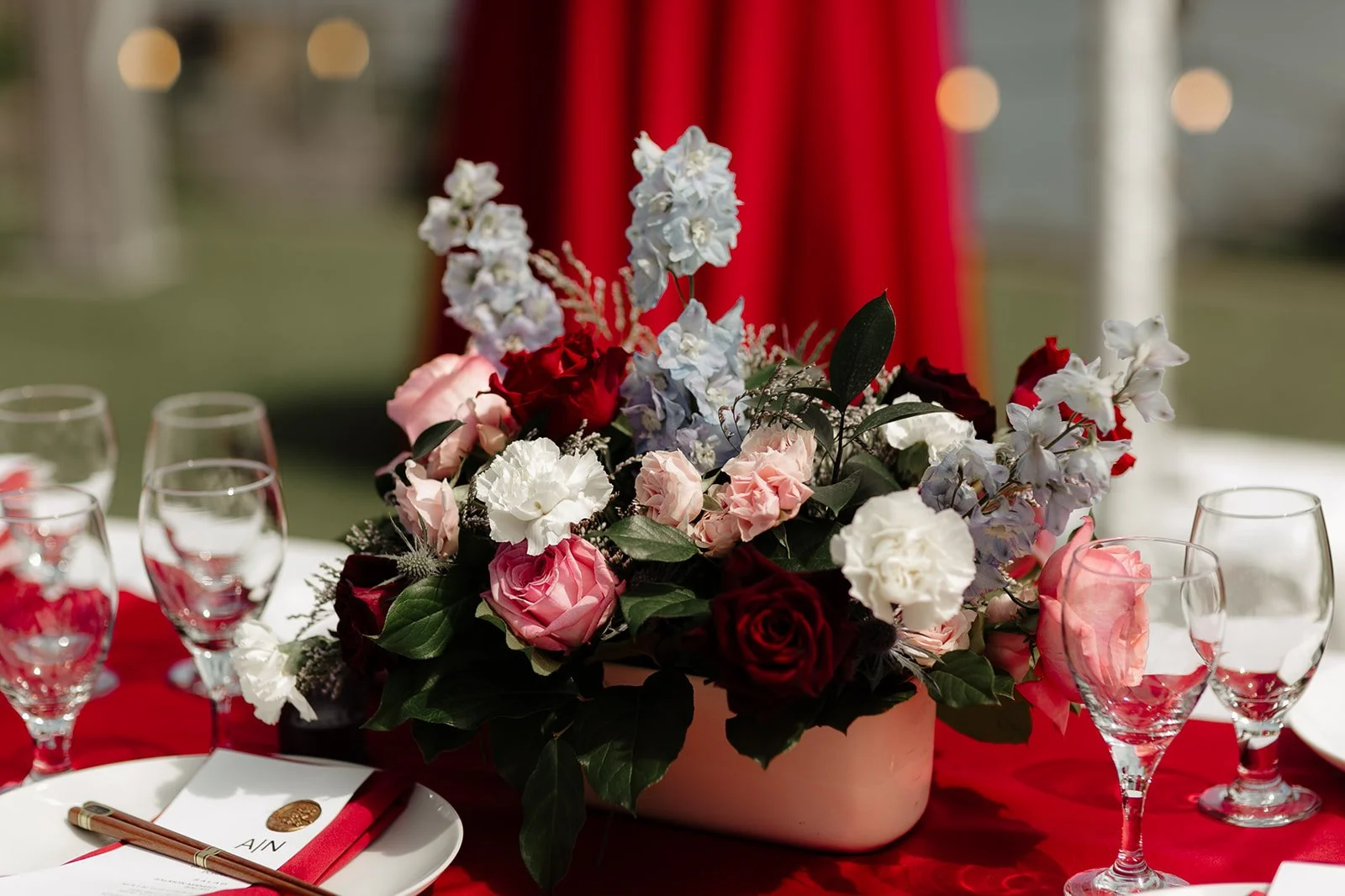 Flower arrangement wedding seattle