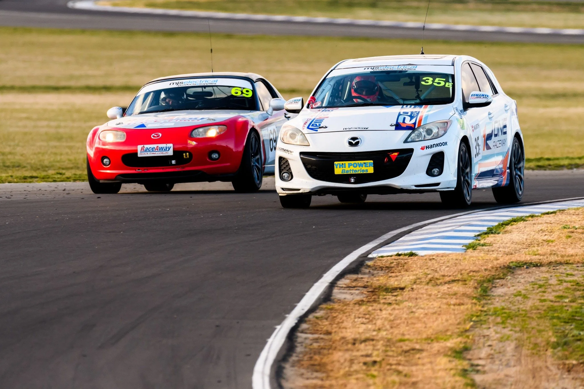 🏁 SEAT AVAILABLE &ndash; WAKEFIELD 300 🏁

We&rsquo;ve got ONE DRIVE AVAILABLE in our Mazda MX-5 for the upcoming Wakefield 300 &mdash; a 300km enduro at One Raceway and a true fan favourite on the calendar.

Expect door-to-door racing, exciting cla