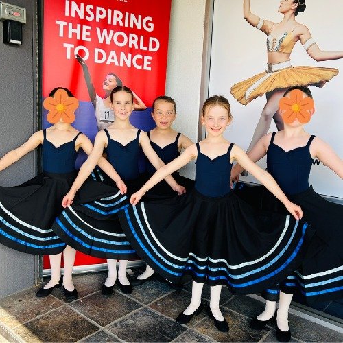 So lovely to see so many of our students working so beautifully over the past two days at the @royalacademyofdanceaustralia  workshop in Bellerive.

Well done to everyone for your focus, effort and commitment &mdash; it has been wonderful to watch yo