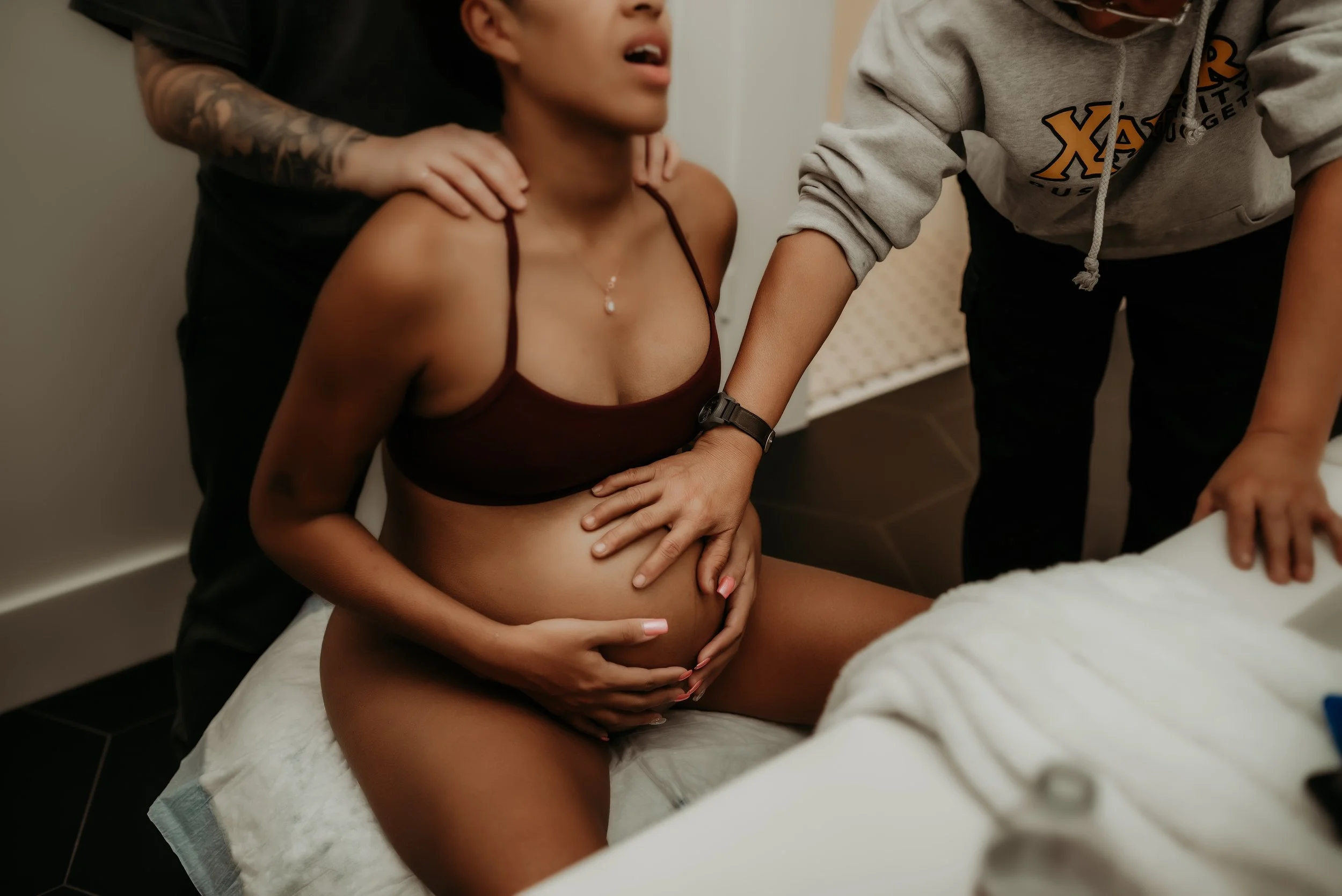 Do you book births during the times you book portrait sessions?