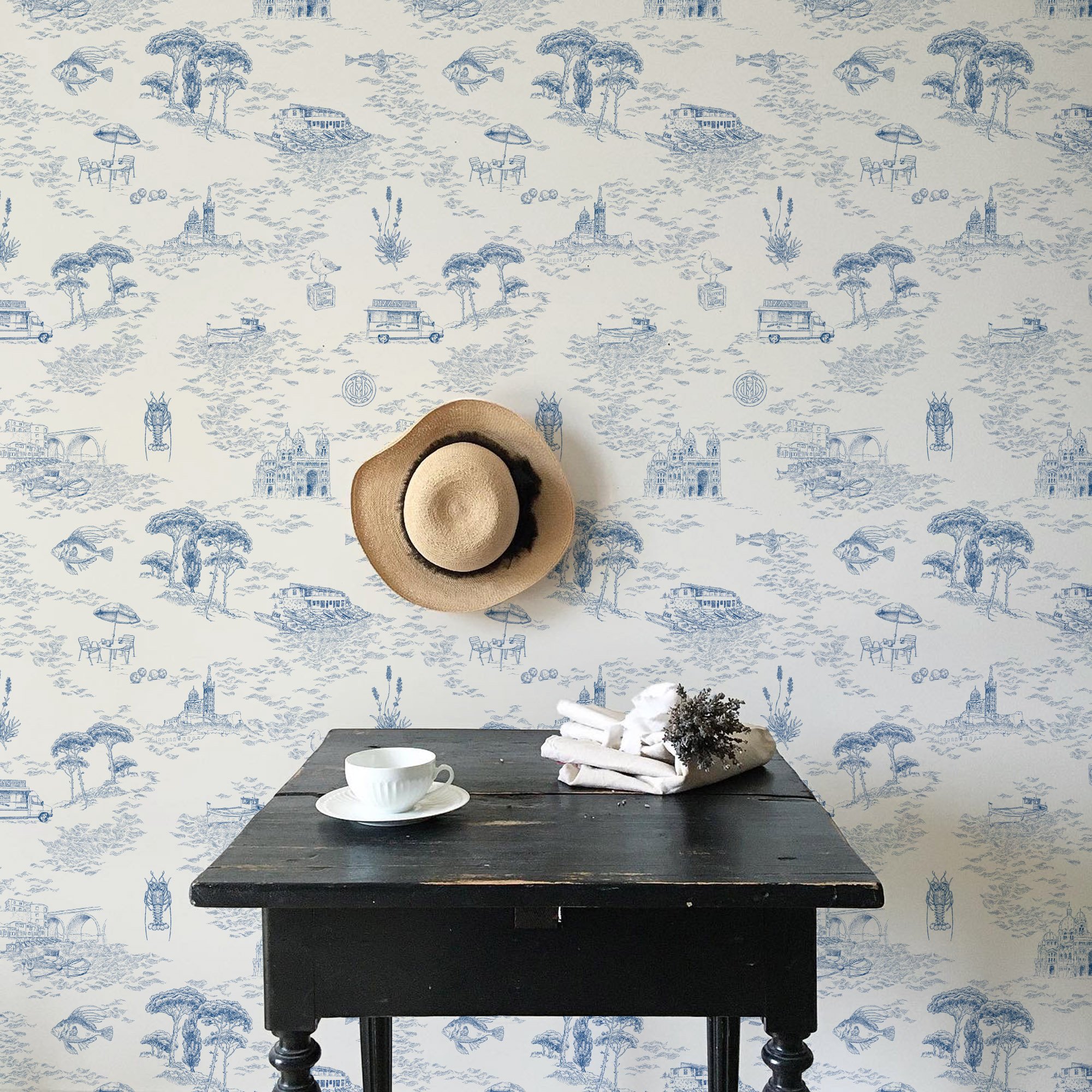 SIMU_TABLE_CHAPEAU_MARS_BLEU_JOUY.jpg