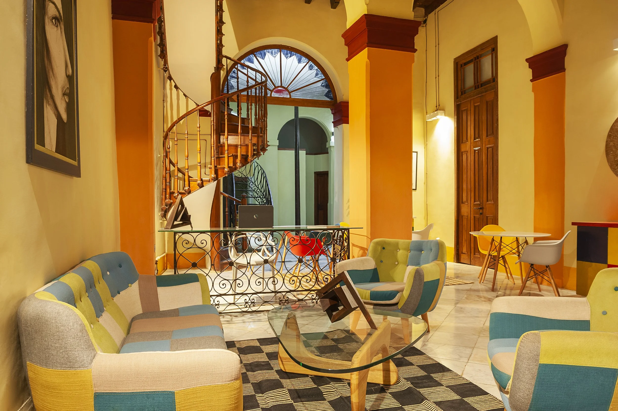 Lobby 02.jpg