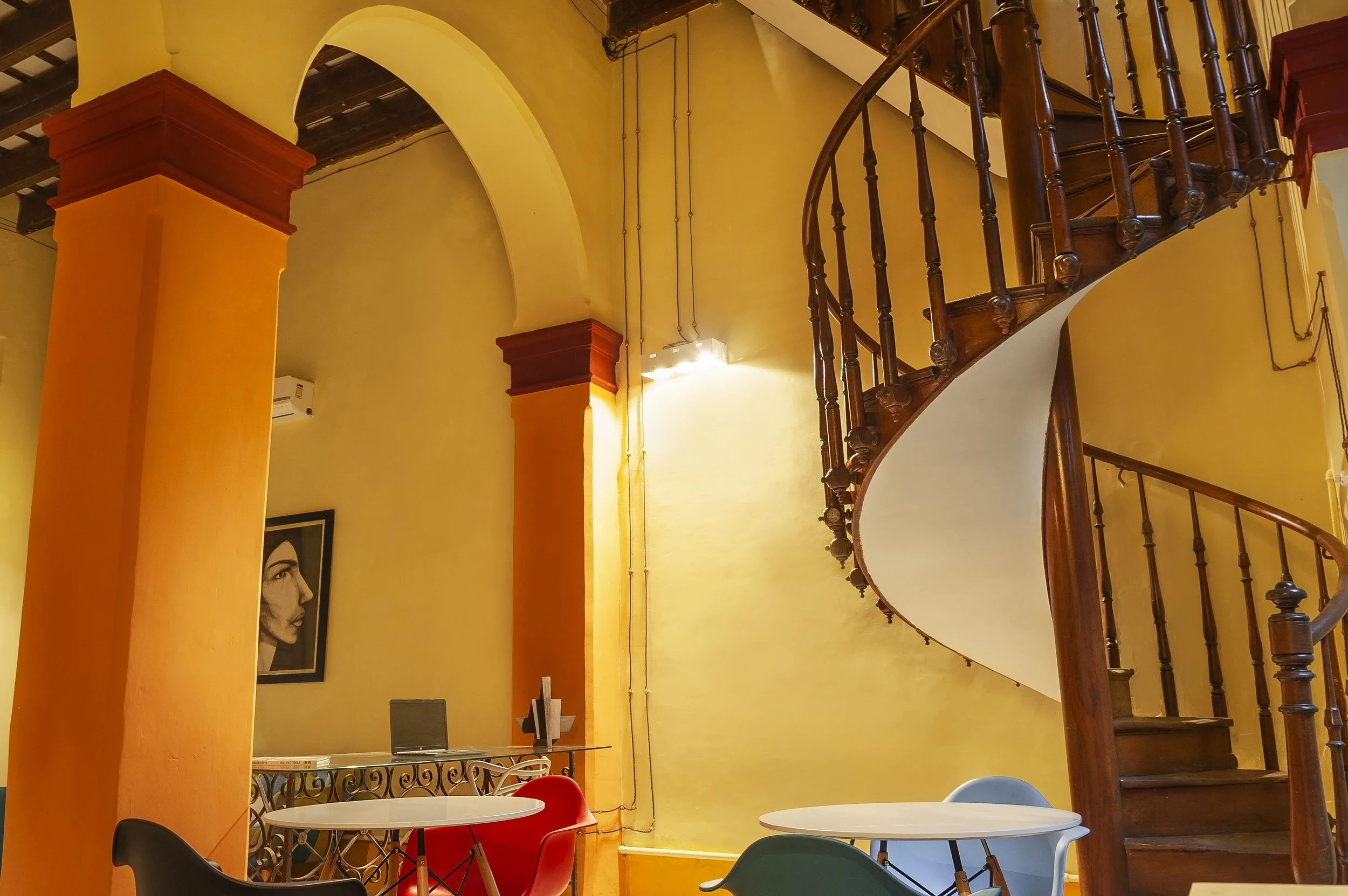 Lobby 04.jpg