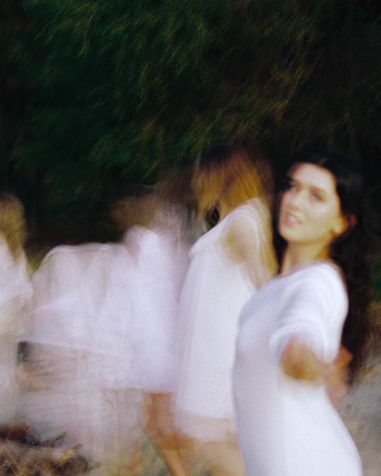 we were ghouls together.. casting hexes on all your exes with the help of our siren spell book. 
HAPPY HALLOWEEN 🖤