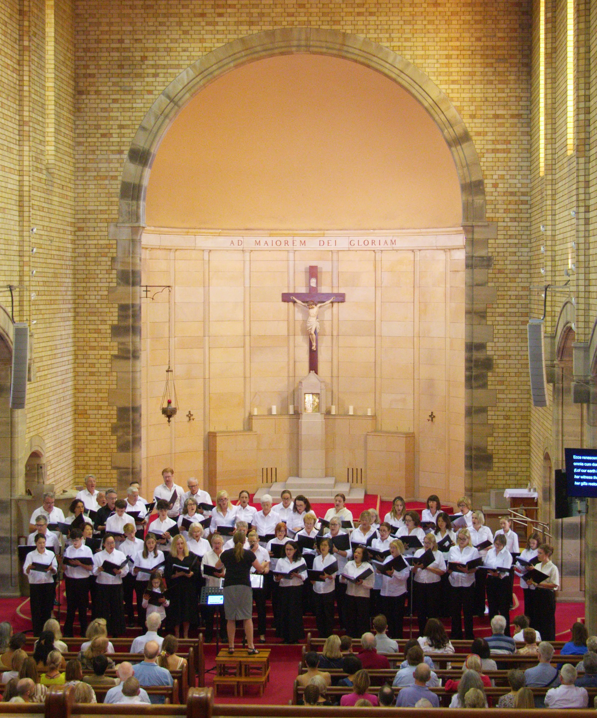 Choir 1.jpg