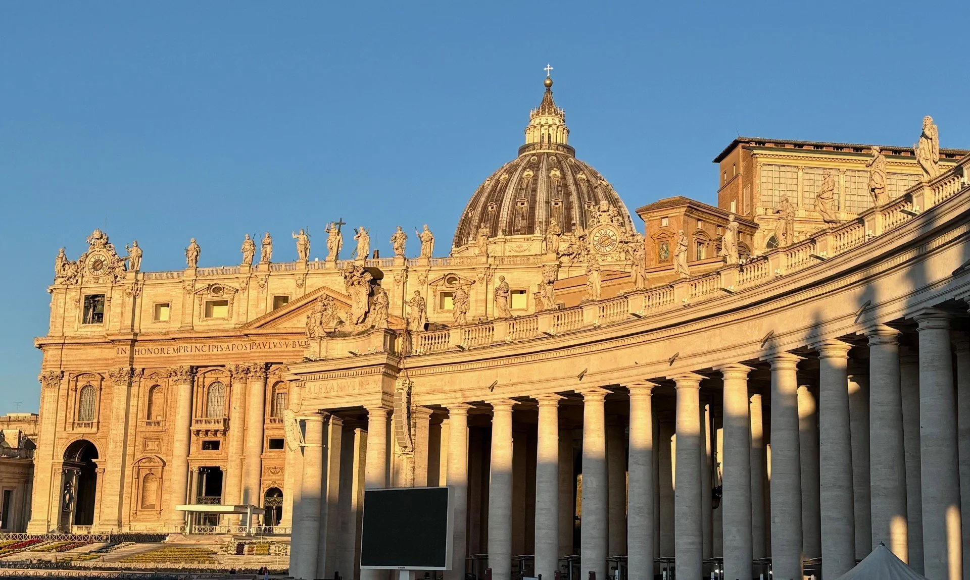 St Peters Basilica (Lisa Porter).jpg