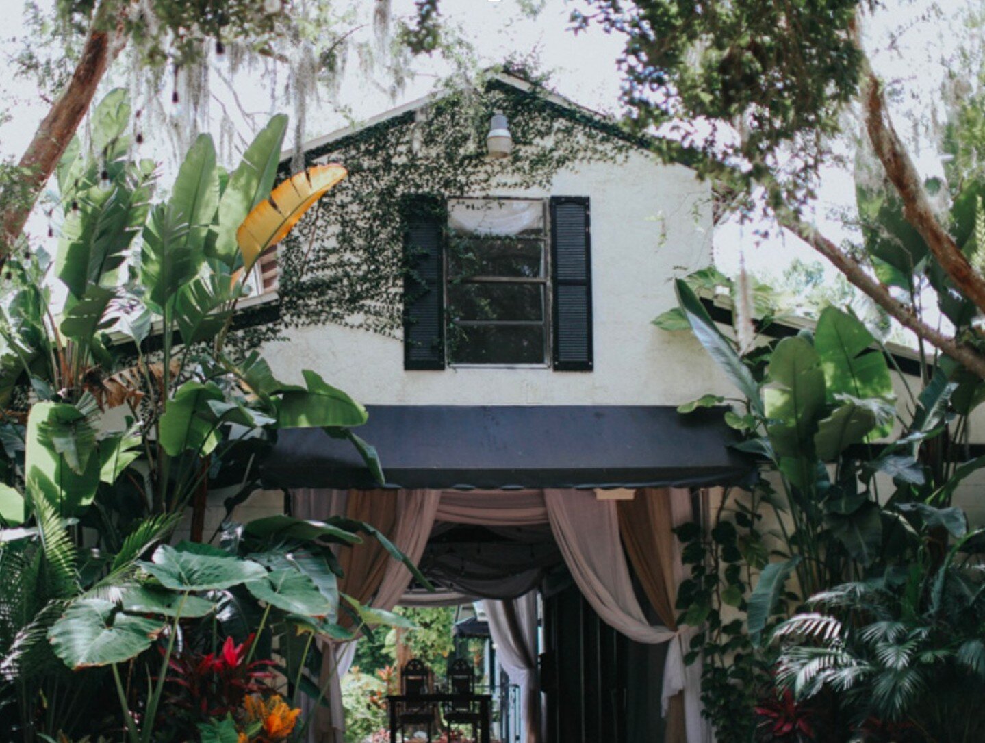 Looking for the perfect venue? We have a guide for that. ⁠
Click on this post in our bio for help narrowing down your search.⁠
⁠
#floridawedding #flwedding⁠
⁠
Or visit via original link: https://saltblockhospitality.com/sb-blog/the-perfect-venue