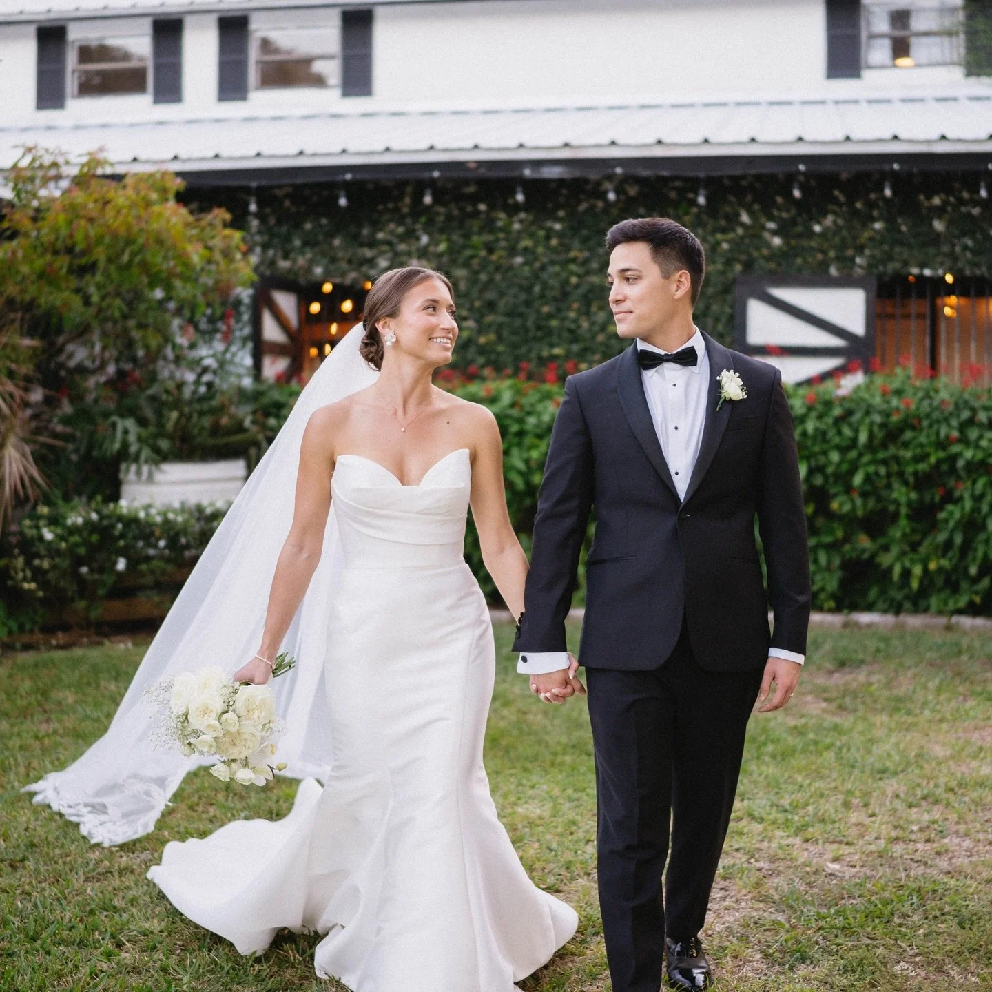 Your 2026 love story starts here!!

SoireEstate is a hybrid destination venue: all the magic of a hidden getaway wedding, without the far-from-home logistics.

And psst&hellip; our summer 2026 dates come with a special discount 😉

Get connected with