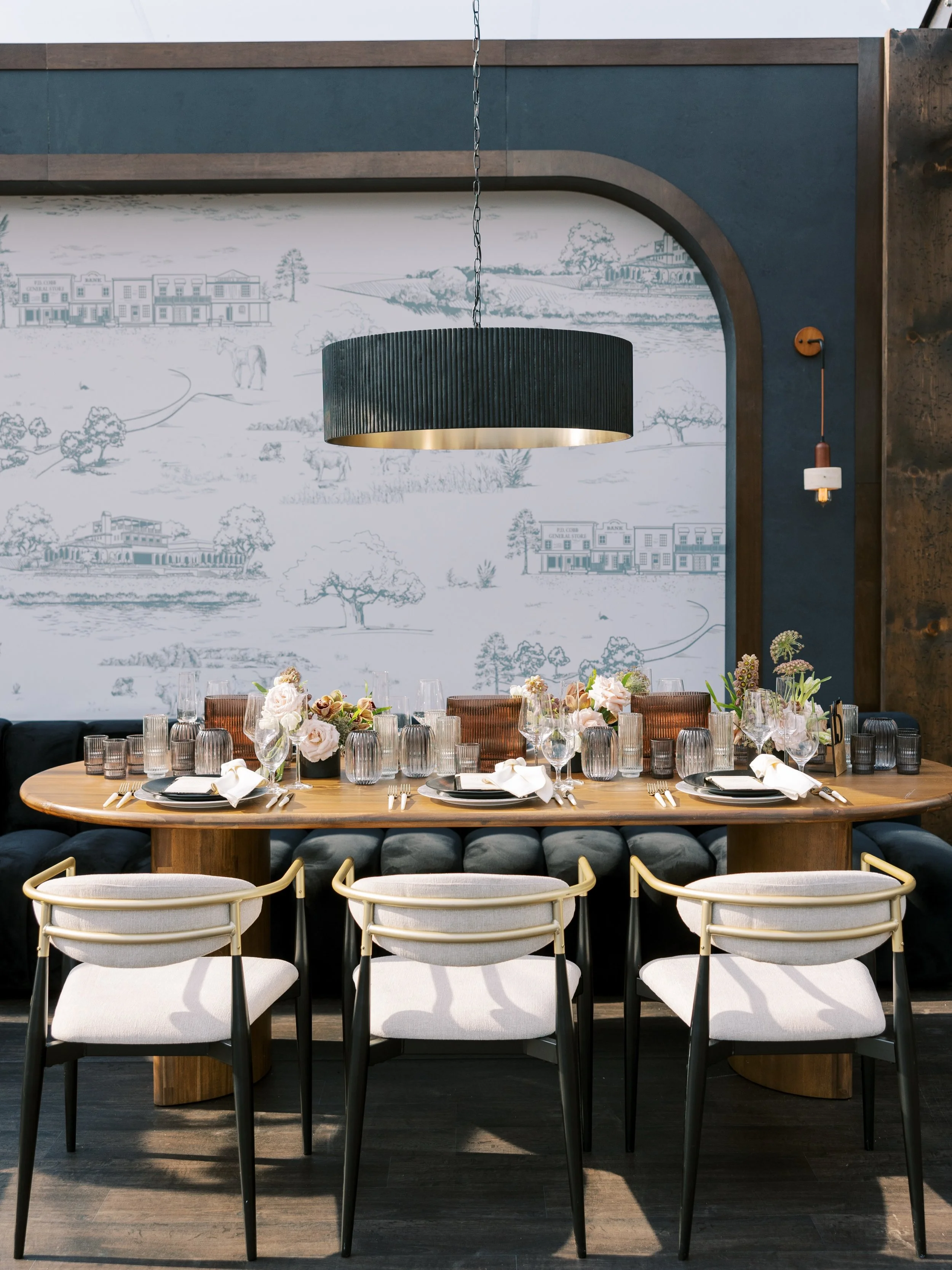 With a vision this inspired, you need a menu to match.

Rustic. Modern. Classy. Elevated.

SaltBlock collaborated with the full vendor team, so everything in the room came from the same conversation. 

And as always the food stayed thoughtfully sourc