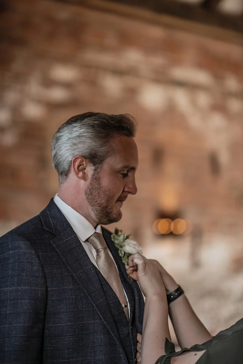 Devon & Cornwall female Wedding Photographer_0016.jpg