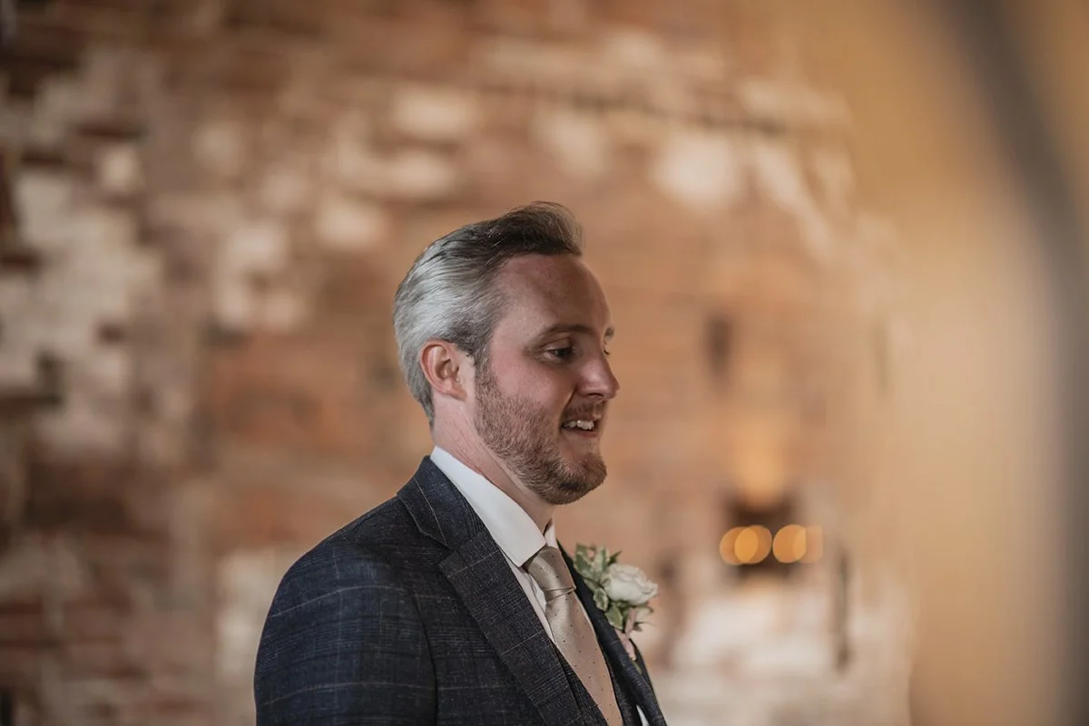 Devon & Cornwall female Wedding Photographer_0017.jpg
