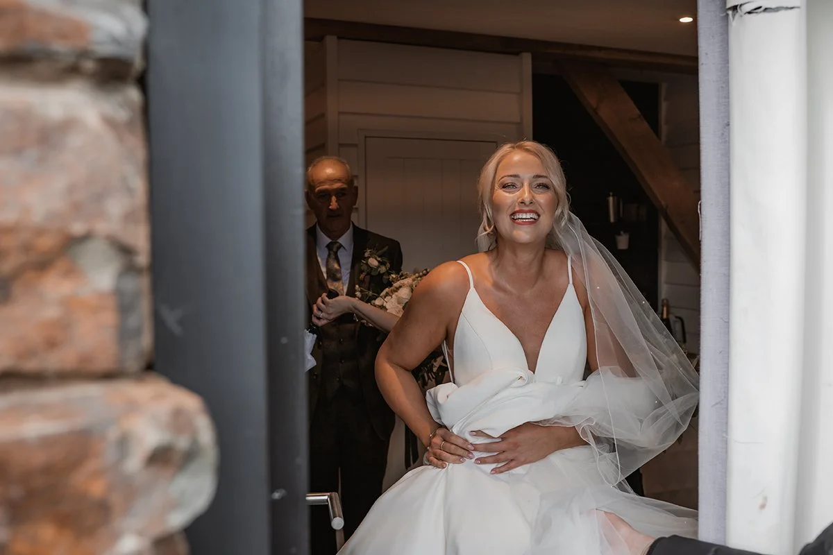 Tunnels Beaches wedding Photographer_0022.jpg