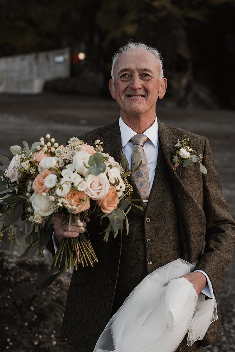 Tunnels Beaches wedding Photographer_0048.jpg