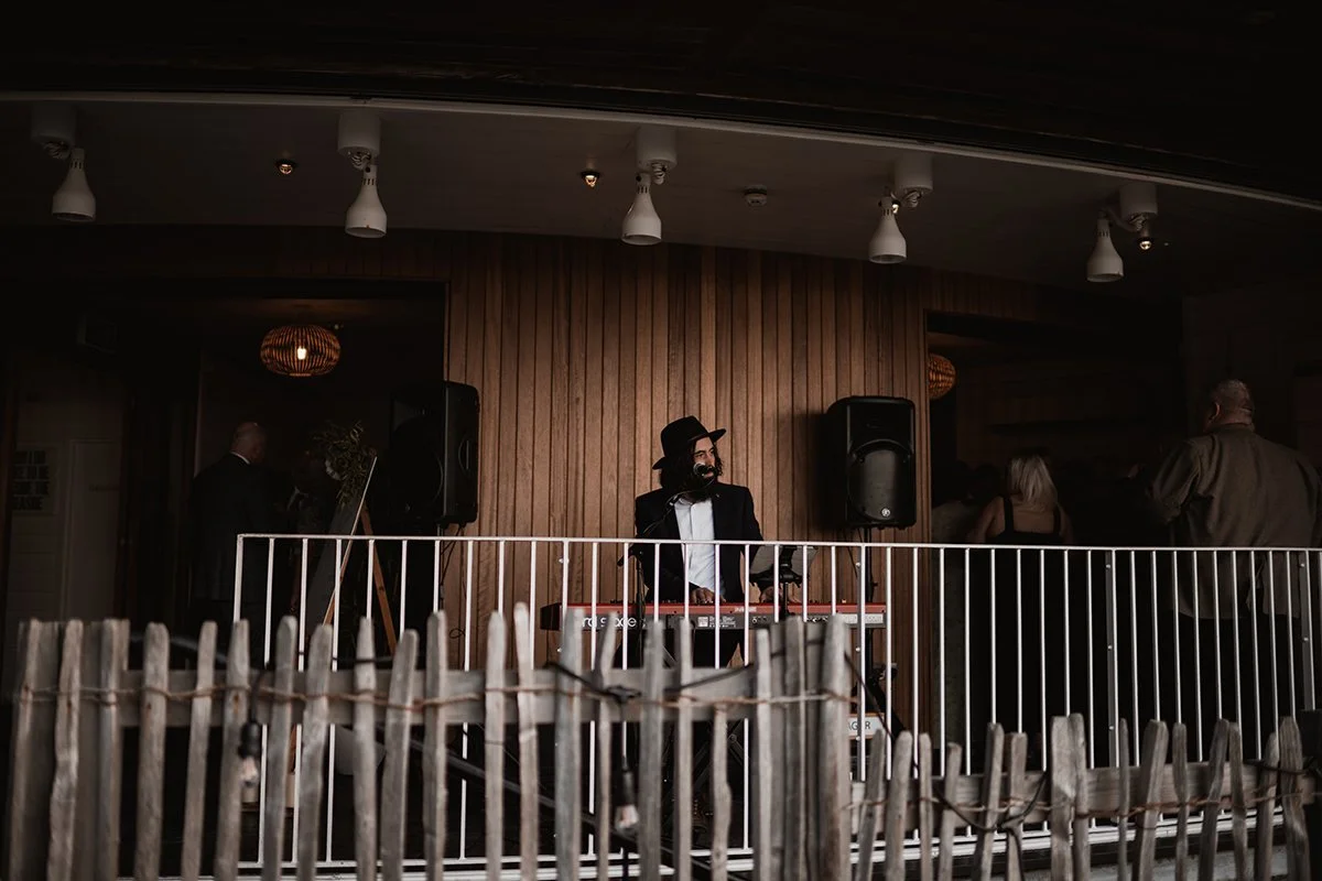 Tunnels Beaches wedding Photographer_0056.jpg