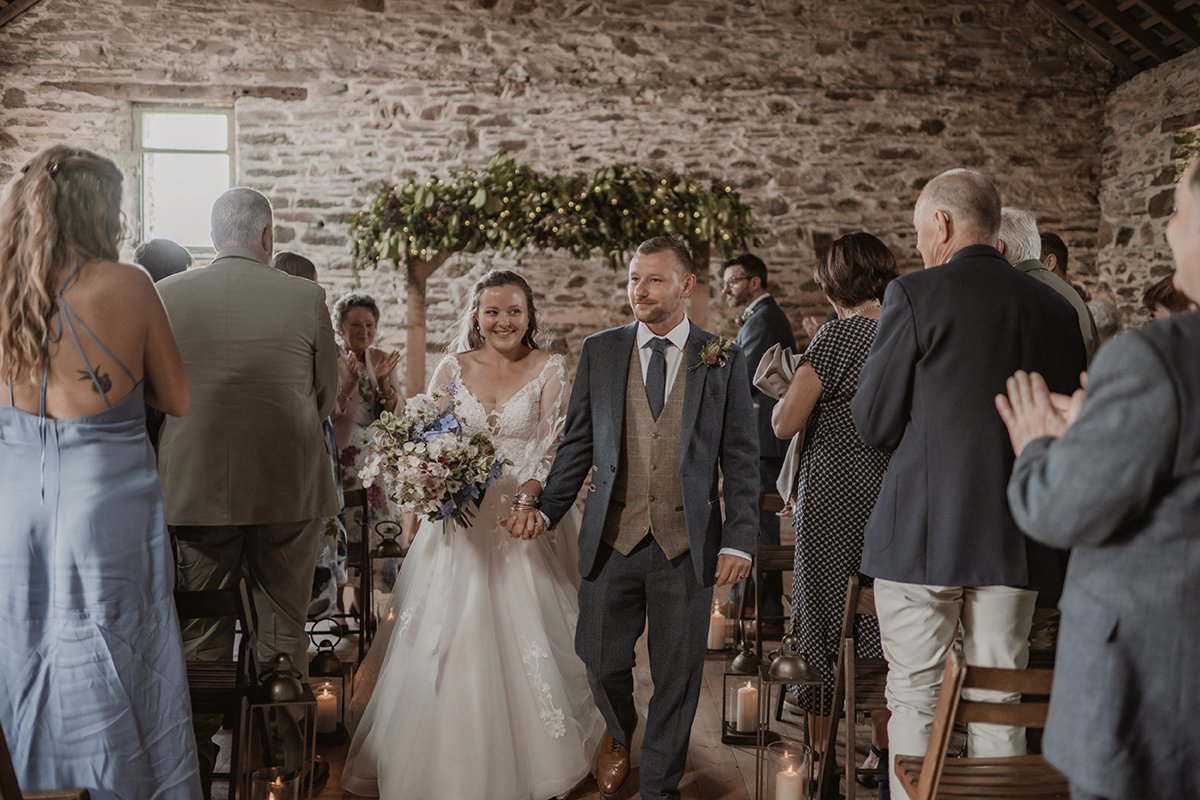 Natural Wedding Photographer Devon Dartmoor _0032.jpg