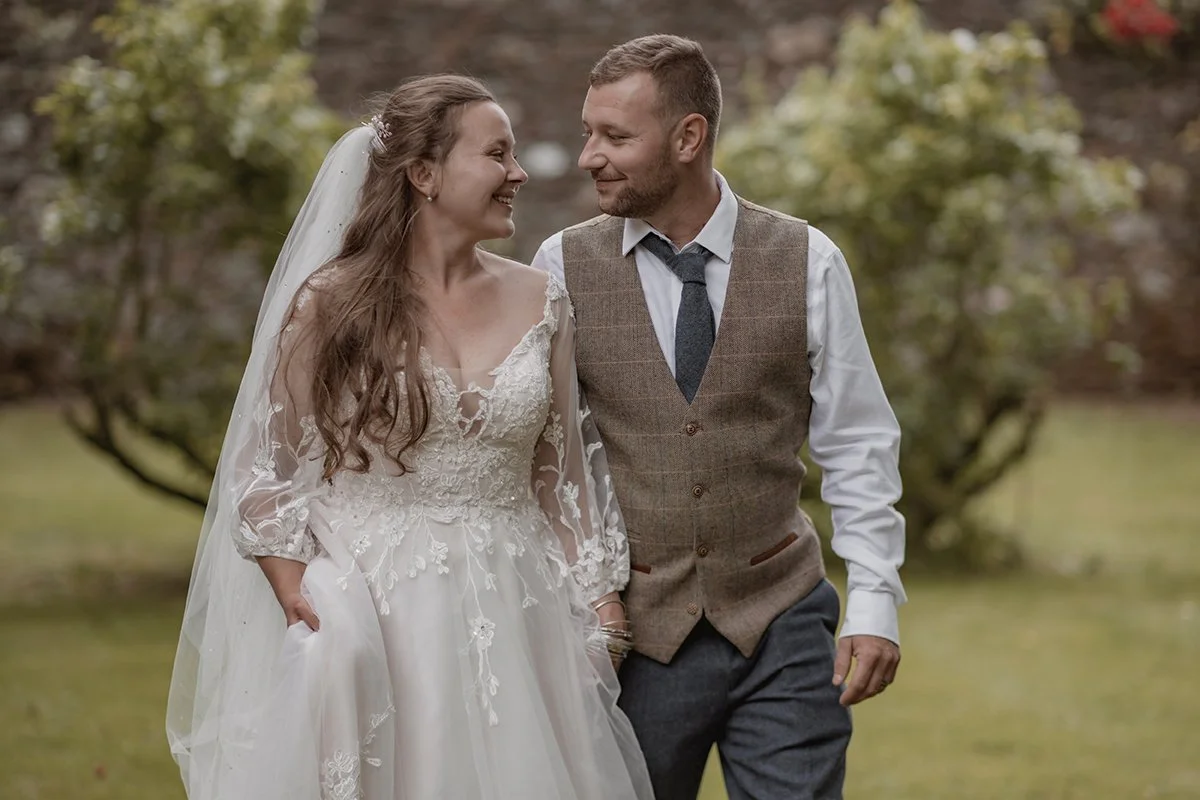 Natural Wedding Photographer Devon Dartmoor _0156.jpg