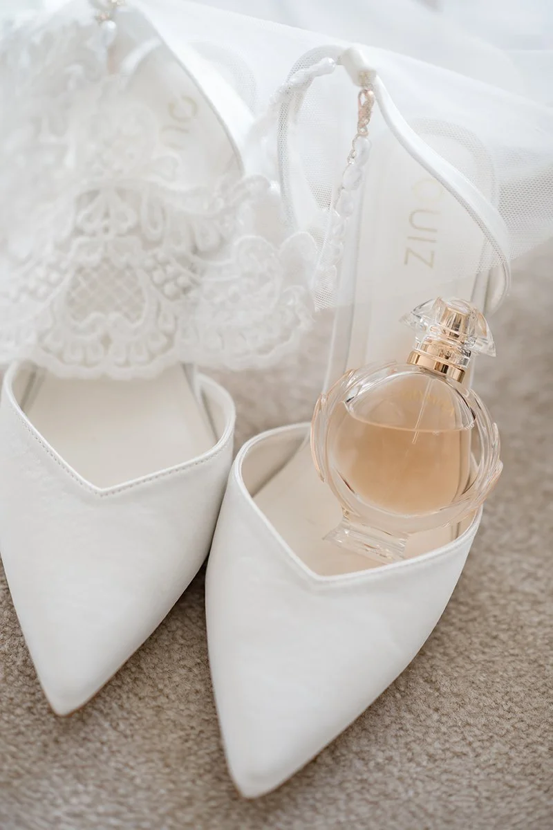 Female wedding Photographer Devon & Cornwall_0020.jpg