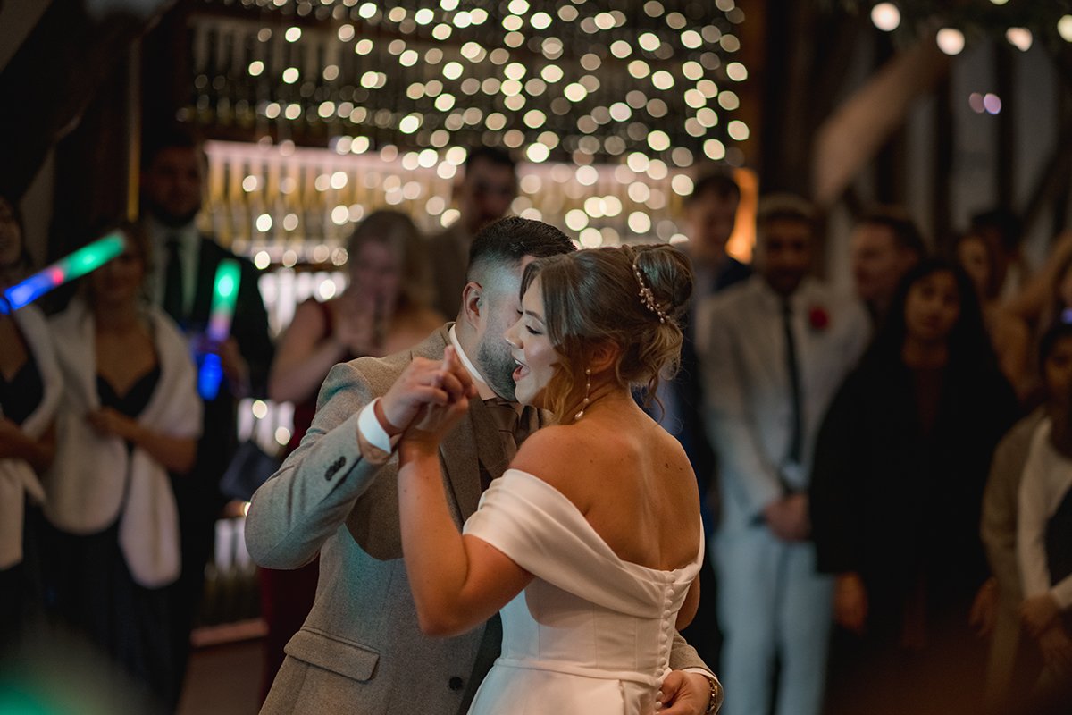 Female wedding Photographer Devon & Cornwall_0132.jpg