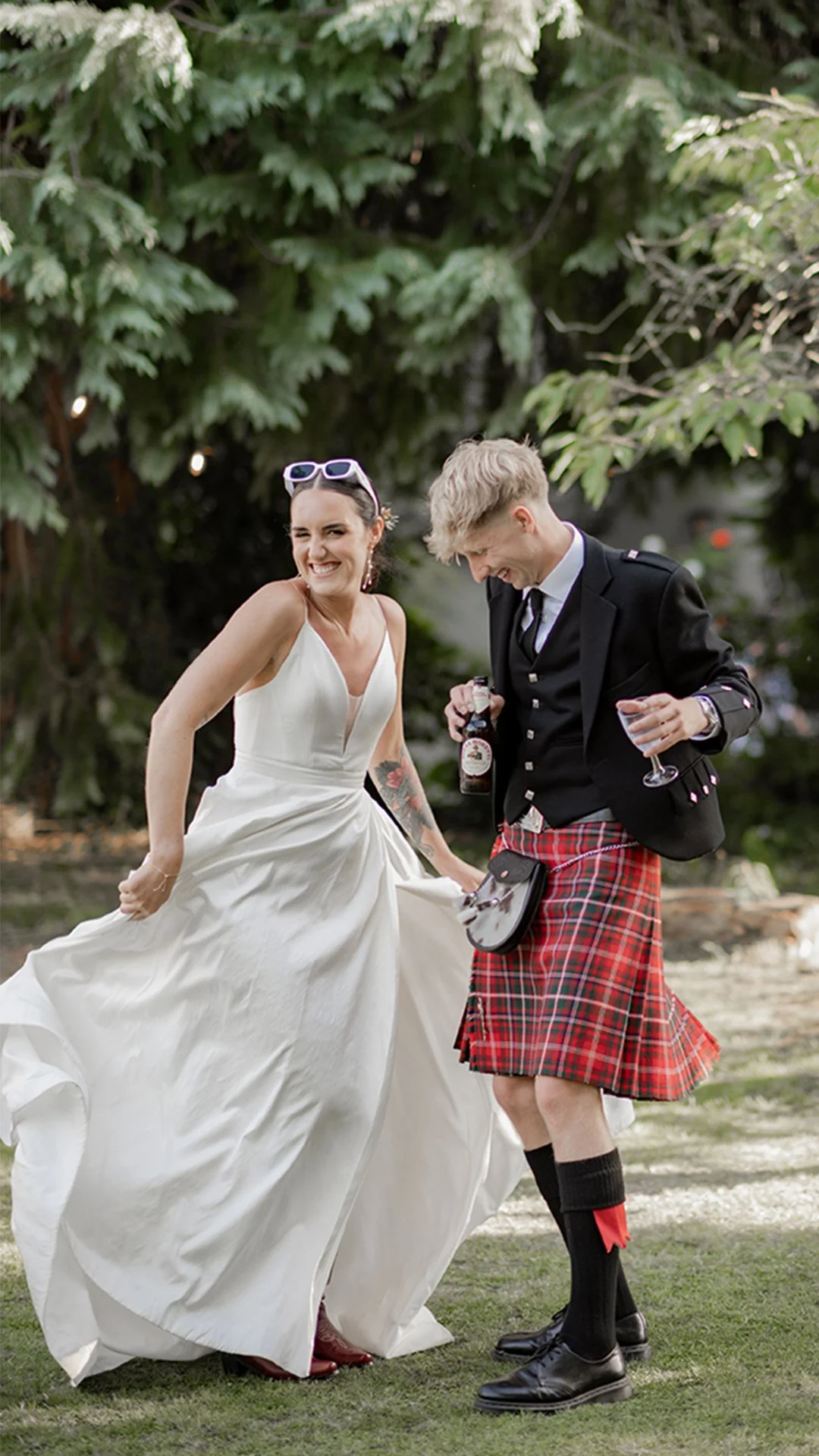 Natural Devon wedding Photographer .jpg